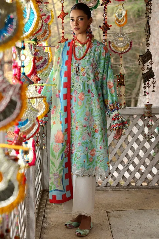Zaha Lawn 25 Turquoise Lawn – view 1 – Poshaq