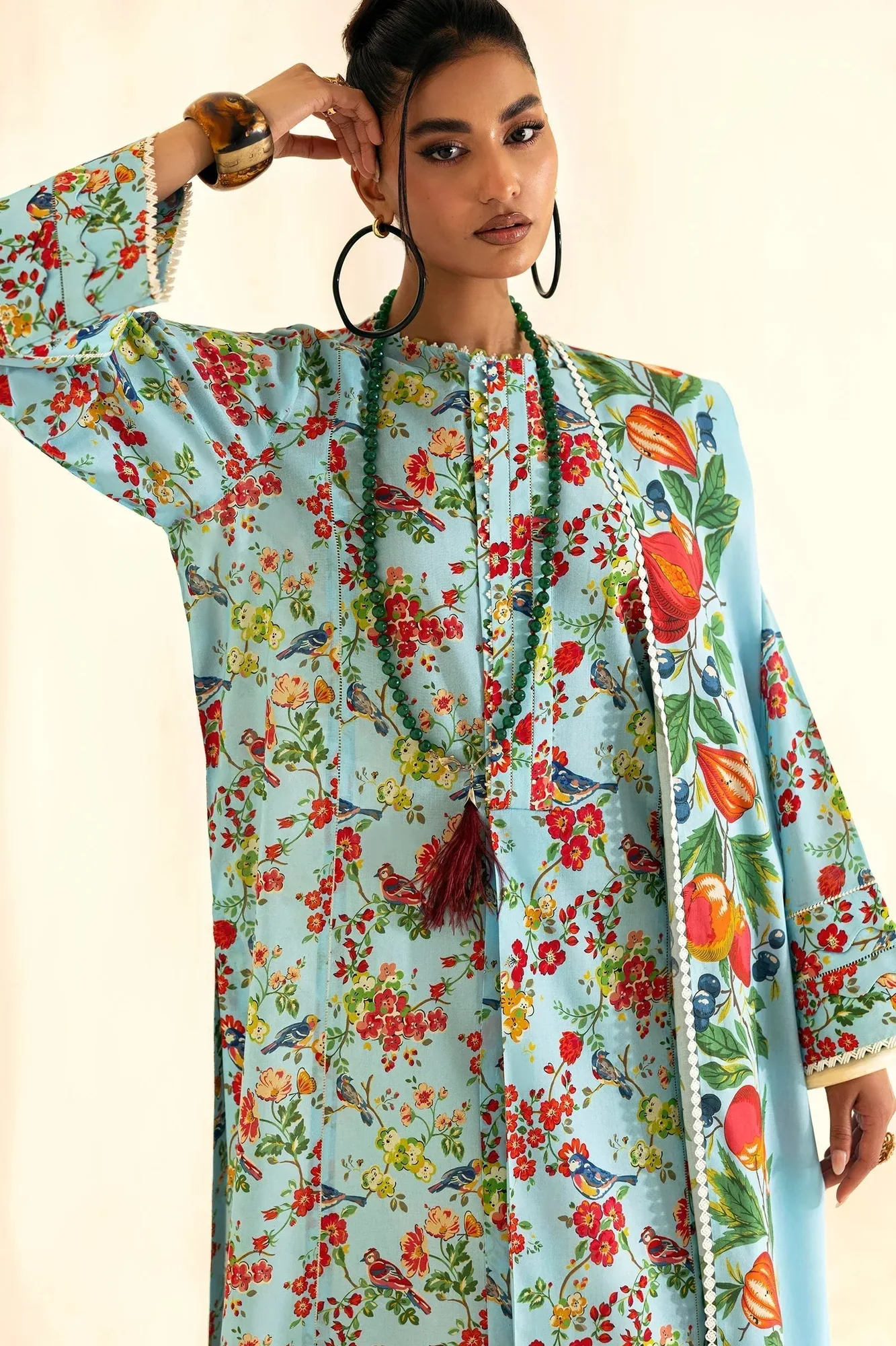 Zaha Pop RTW White – view 1 – Poshaq
