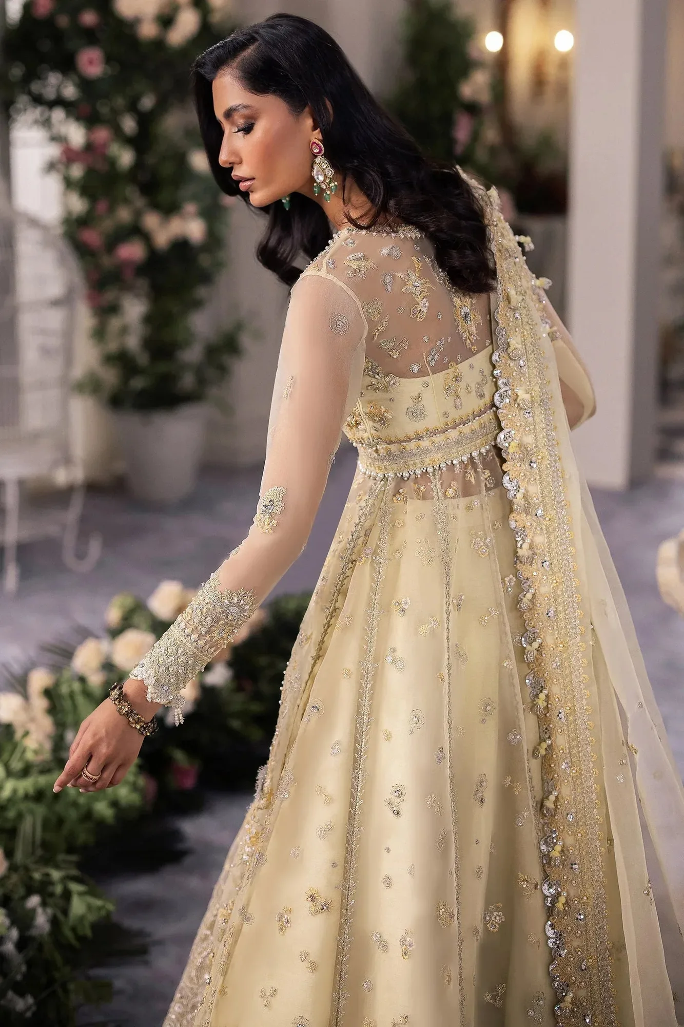 Zaha Yellow Raw Silk – view 5 – Poshaq