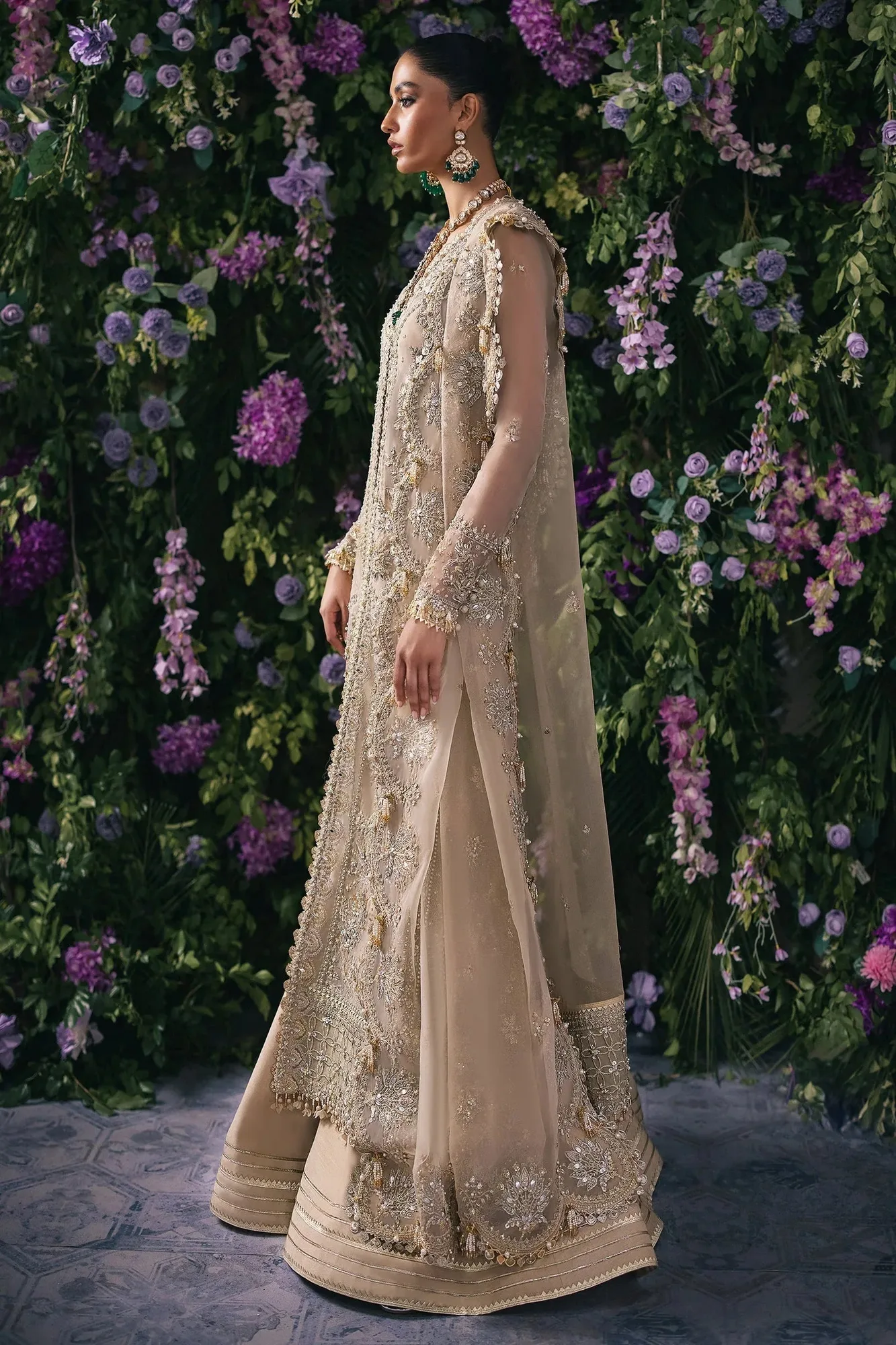 Zaha Silver Raw Silk – view 6 – Poshaq