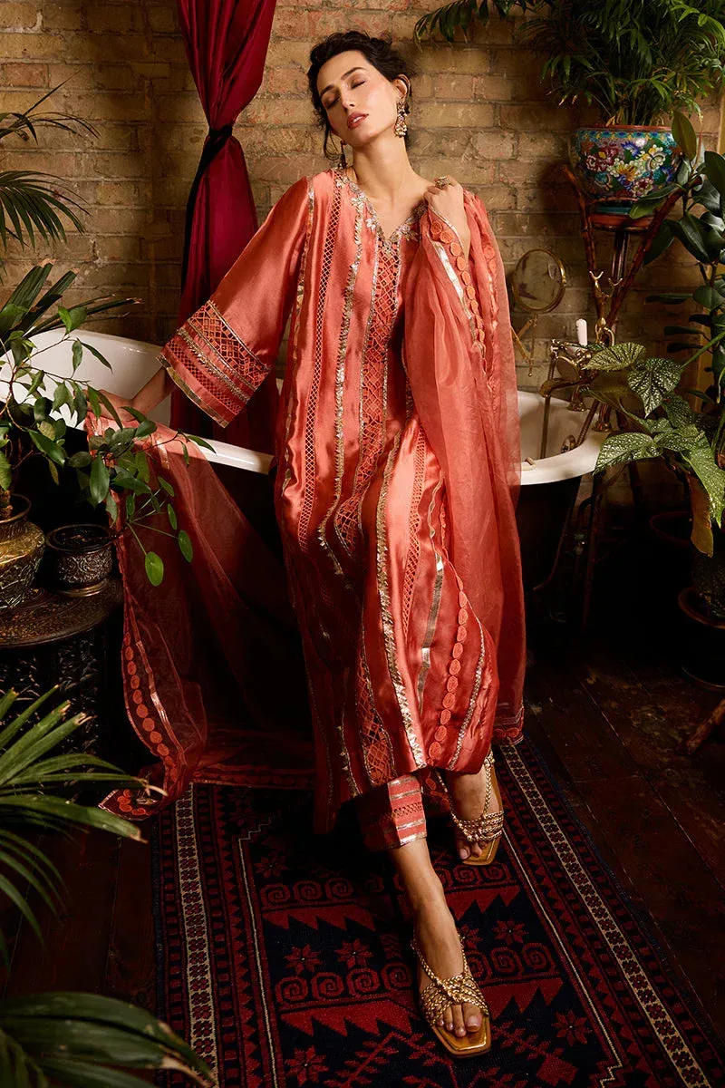 Rajputani Rani gota work ensemble in traditional design – view 6 – Poshaq