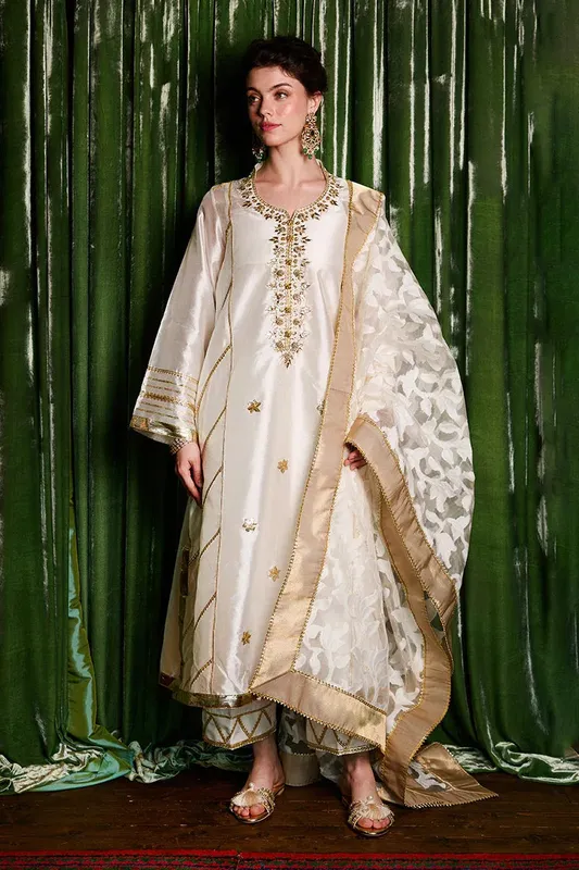 Mushq Chandni Gota Love It White Raw Silk – view 1 – Poshaq