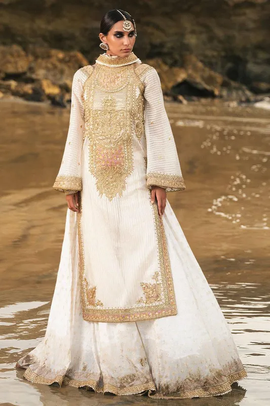 MNR Gehraiyaan Shaadi Collection White Organza – view 1 – Poshaq