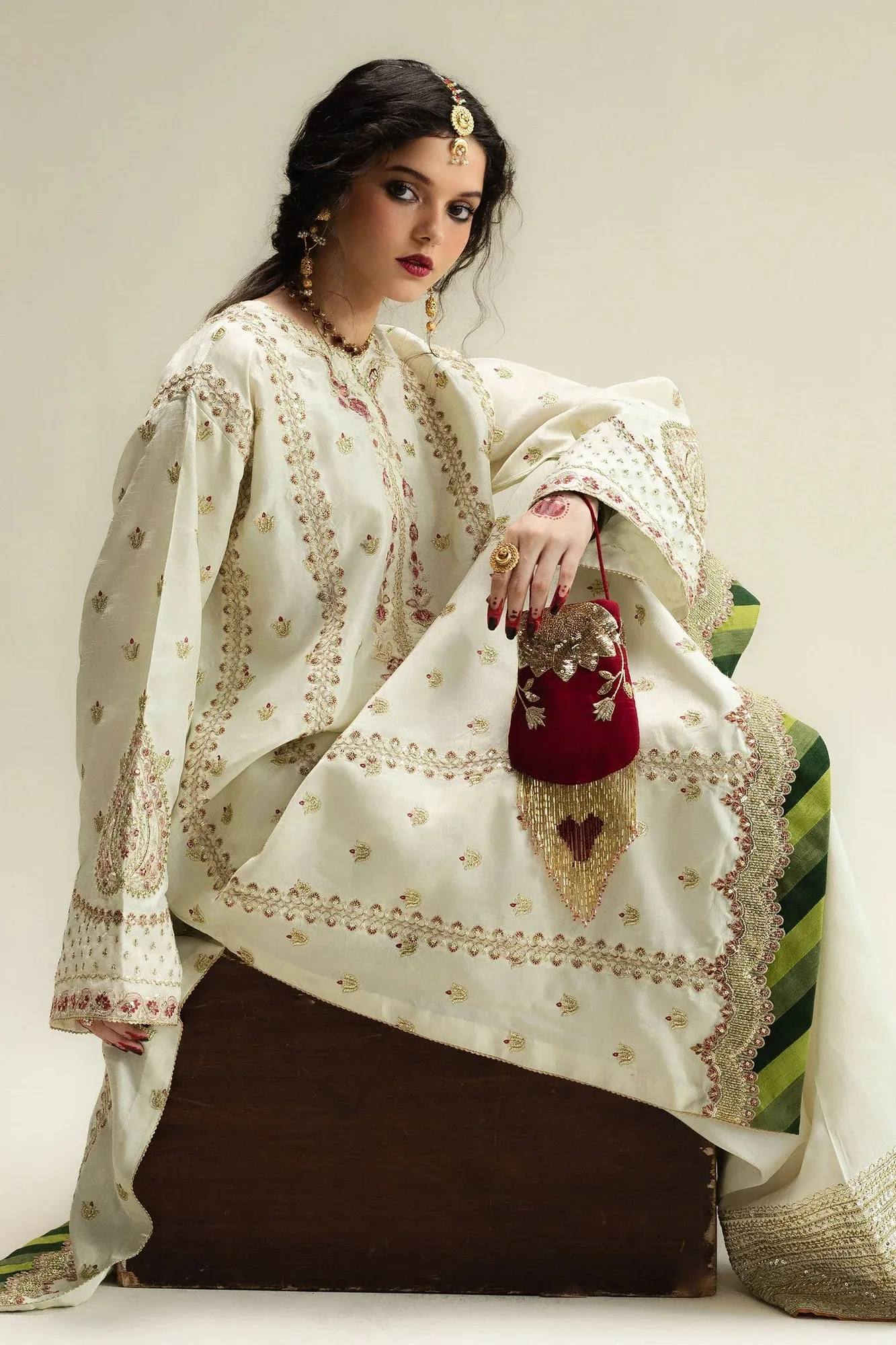 Zara Shahjahan White Raw Silk – view 4 – Poshaq