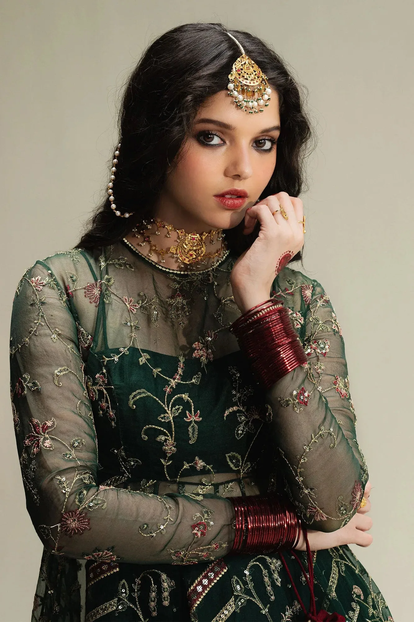 Zara Shahjahan Green Raw Silk – view 4 – Poshaq