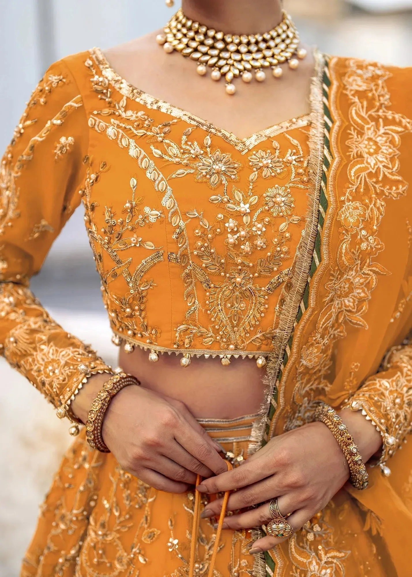 Dastoor Shehnai Bridals Collection 24 Gold Organza – view 3 – Poshaq