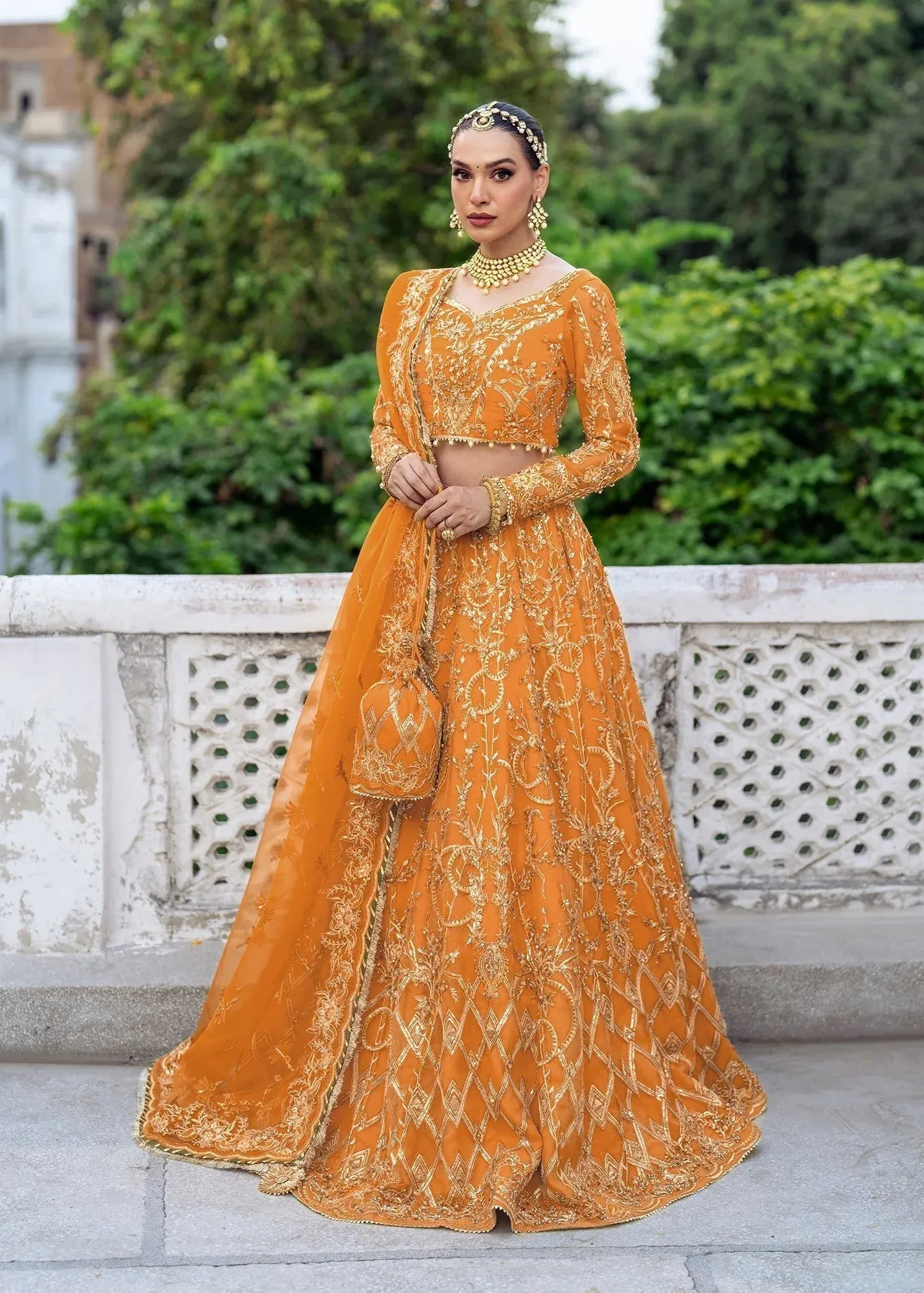 Dastoor Shehnai Bridals Collection 24 Gold Organza – view 4 – Poshaq
