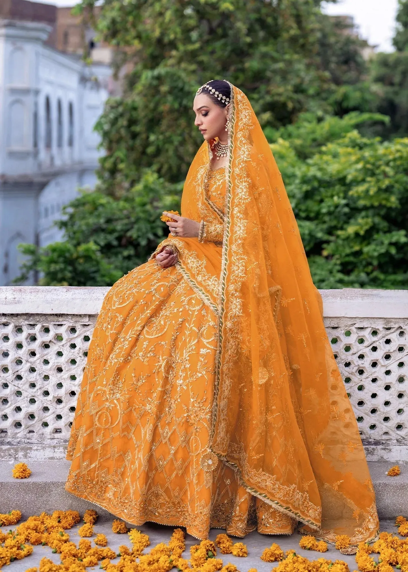 Dastoor Shehnai Bridals Collection 24 Gold Organza – view 7 – Poshaq
