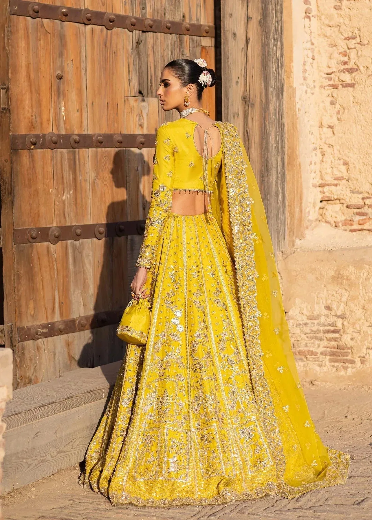 Akbar Aslam Dastaan Luxury Formals Organza – view 2 – Poshaq