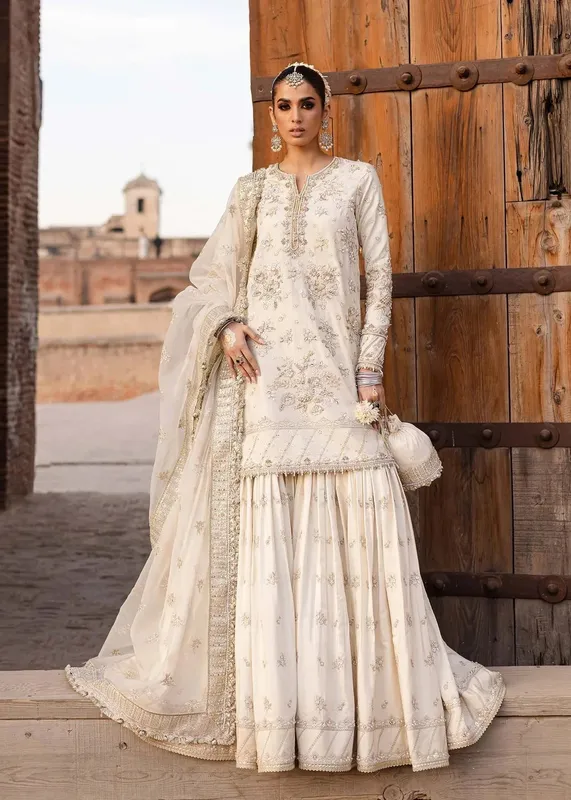 Akbar Aslam Dastaan Luxury Formals Organza – view 1 – Poshaq