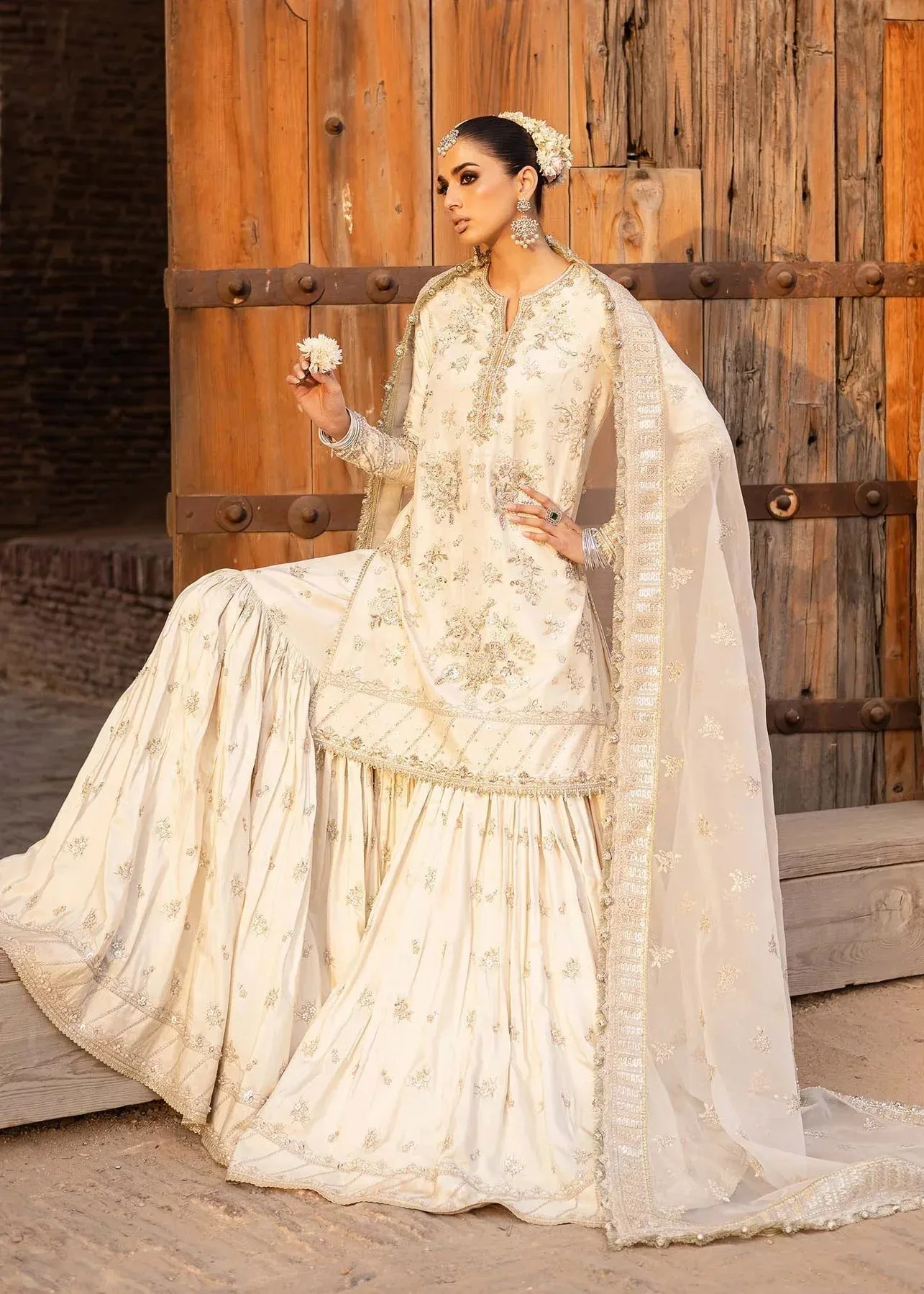 Akbar Aslam Dastaan Luxury Formals Organza – view 5 – Poshaq