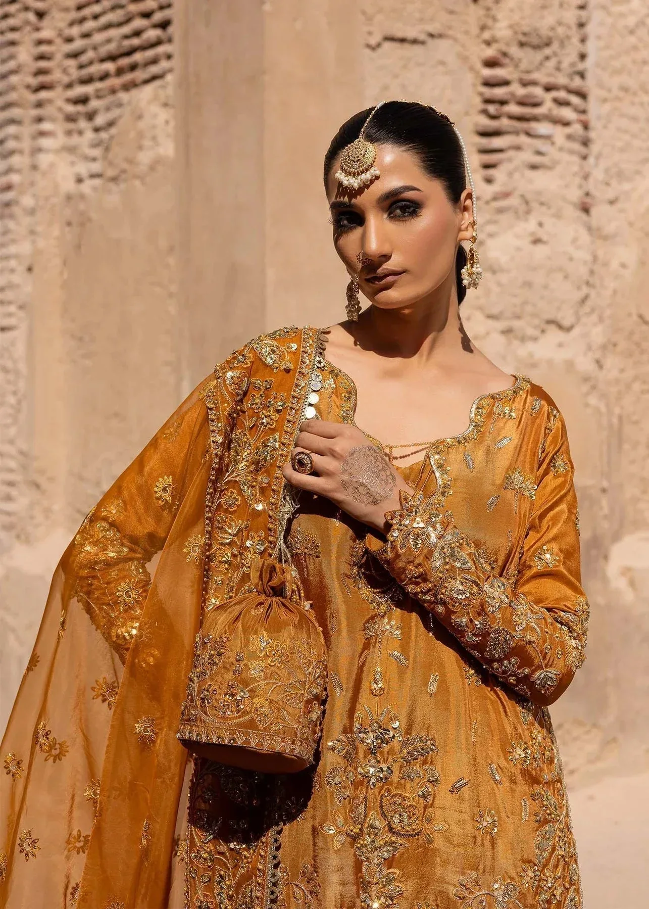 Akbar Aslam Dastaan Luxury Formals Organza – view 3 – Poshaq