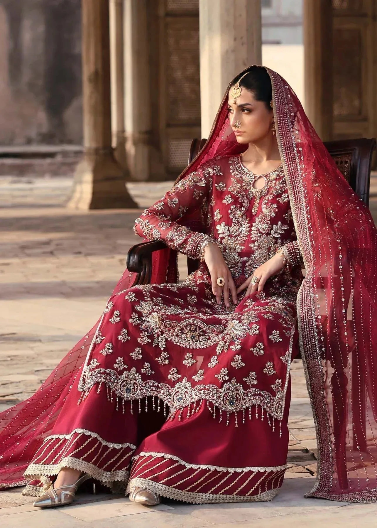 Akbar Aslam Rajkumari Bridals Organza – view 3 – Poshaq