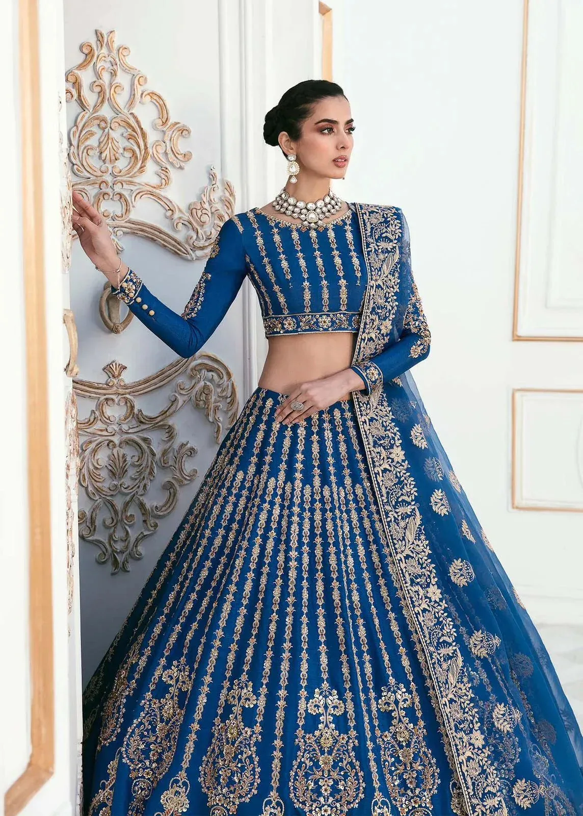 Akbar Aslam Raw Silk – view 2 – Poshaq