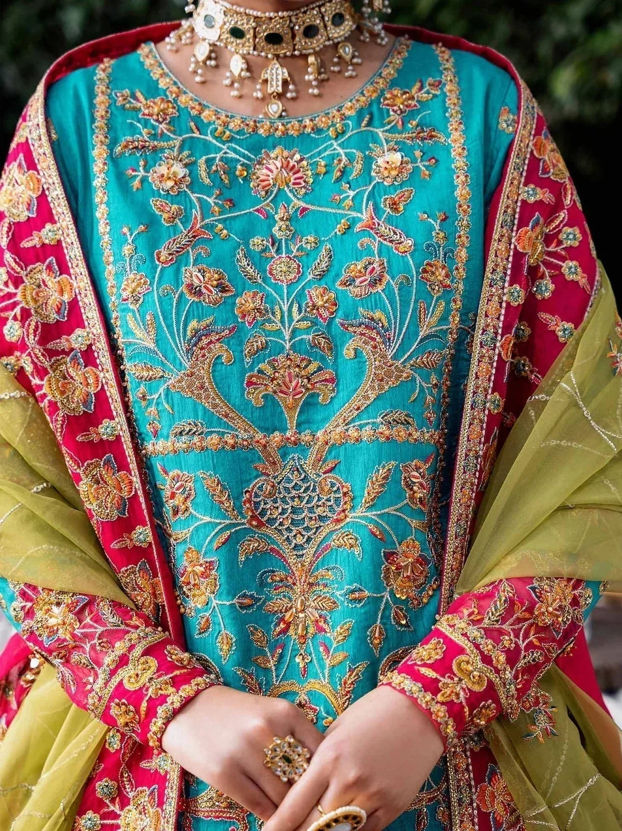 Akbar Aslam Raw Silk – view 4 – Poshaq