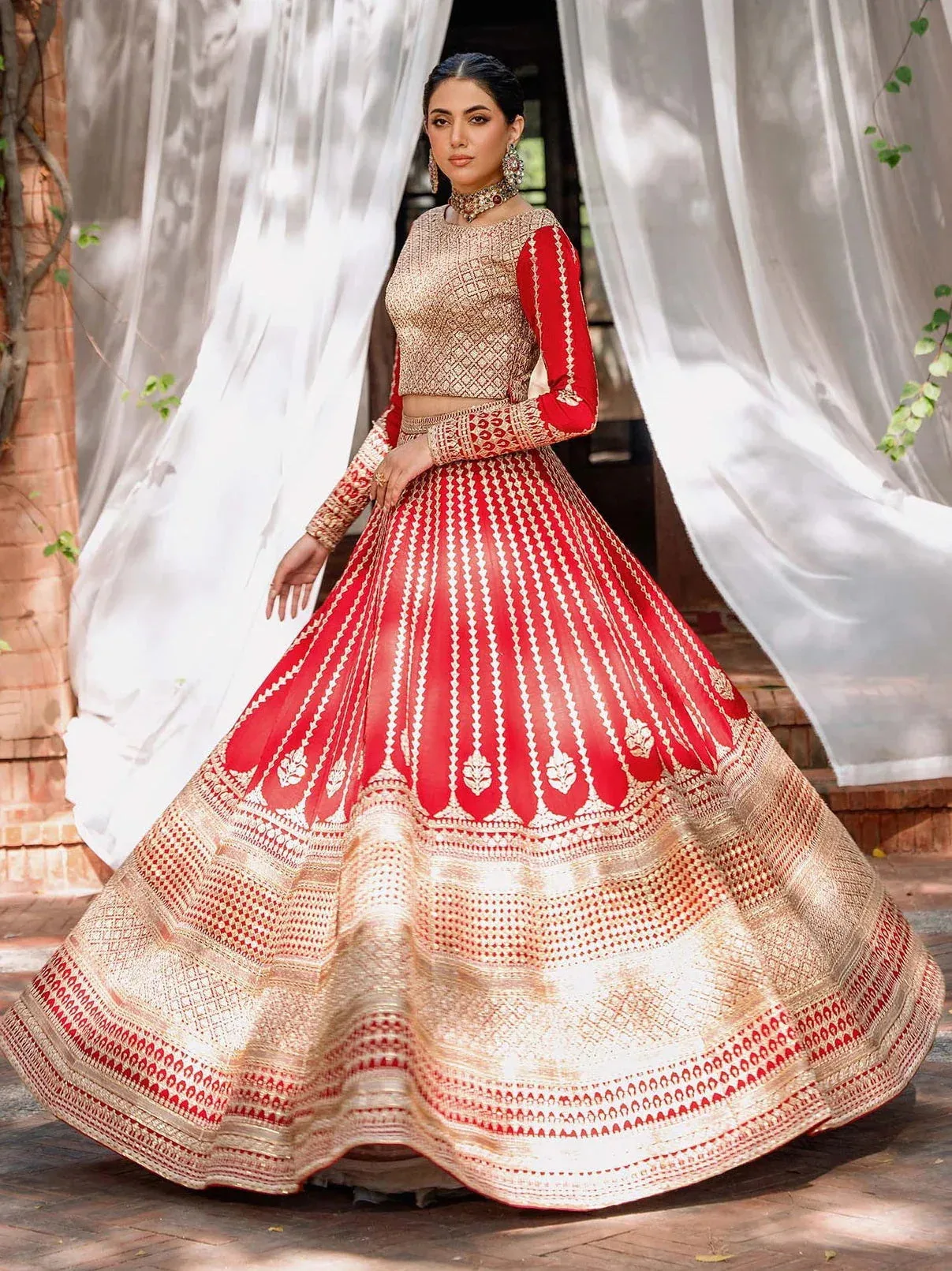 Akbar Aslam Raw Silk – view 4 – Poshaq