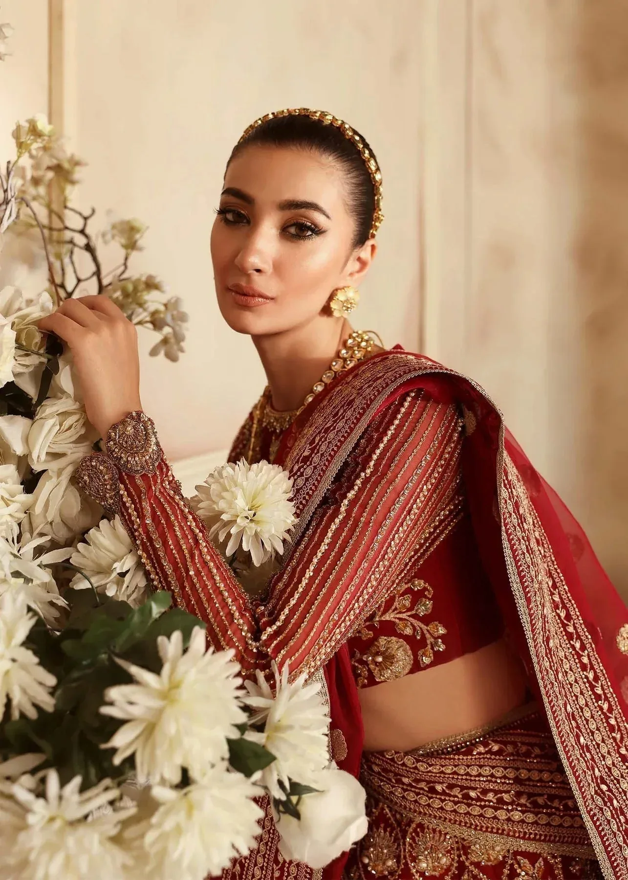 Akbar Aslam Aleia Luxury Formals Maroon Organza – view 4 – Poshaq