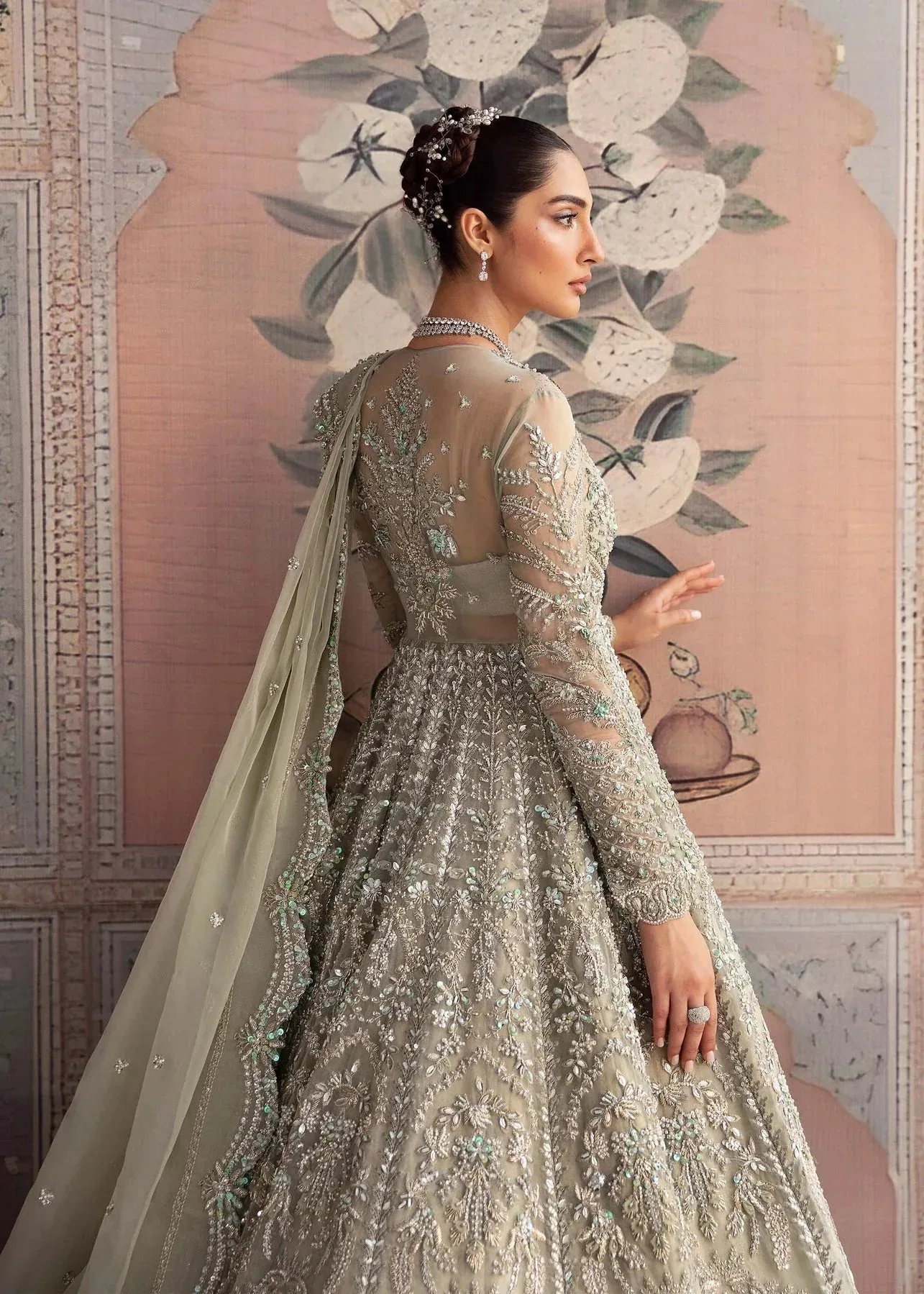 Akbar Aslam Bridal Collection 2024 Grey – view 5 – Poshaq