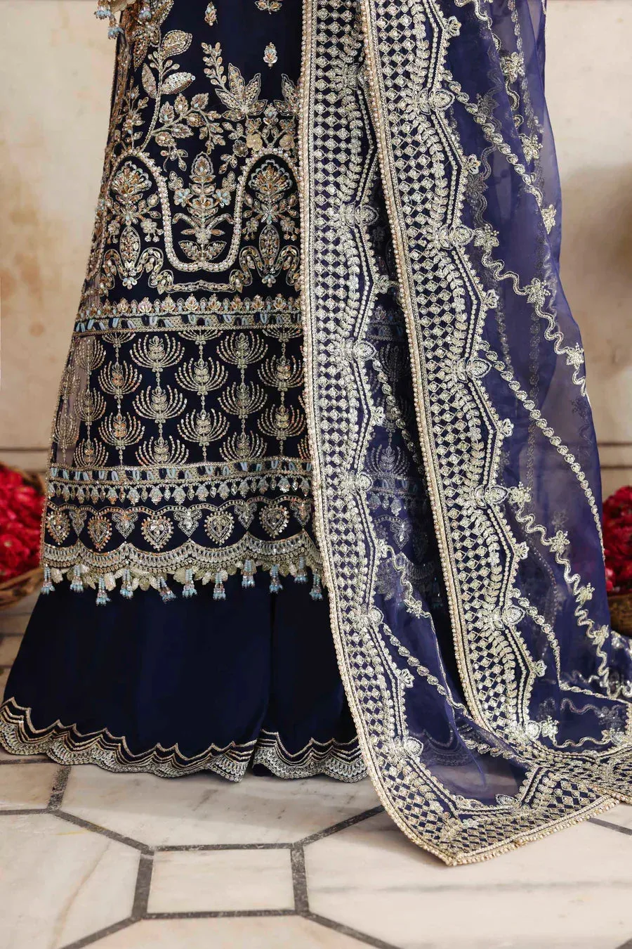 Akbar Aslam Rang Mehal Raw Silk – view 5 – Poshaq