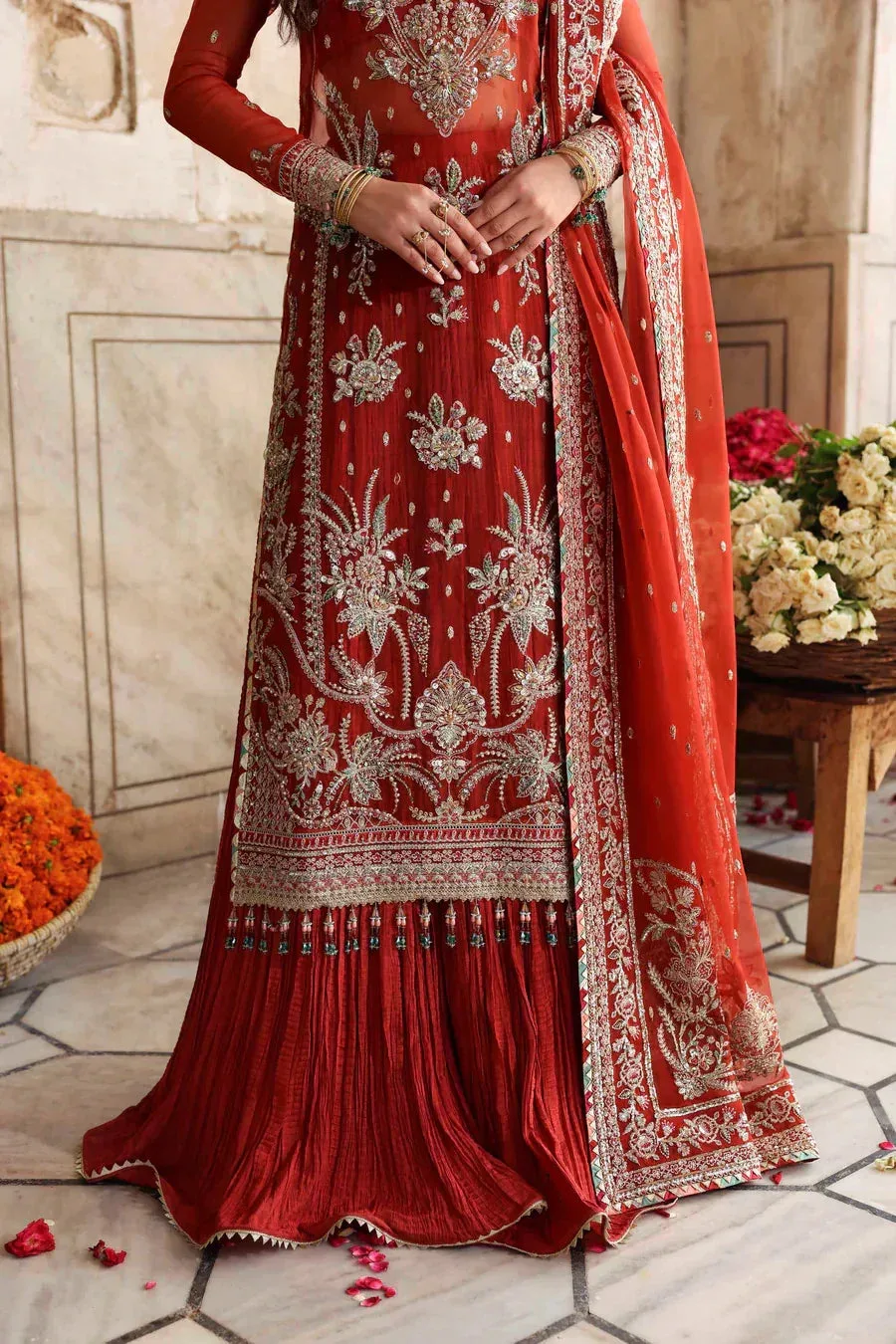 Akbar Aslam Rang Mehal Raw Silk – view 7 – Poshaq