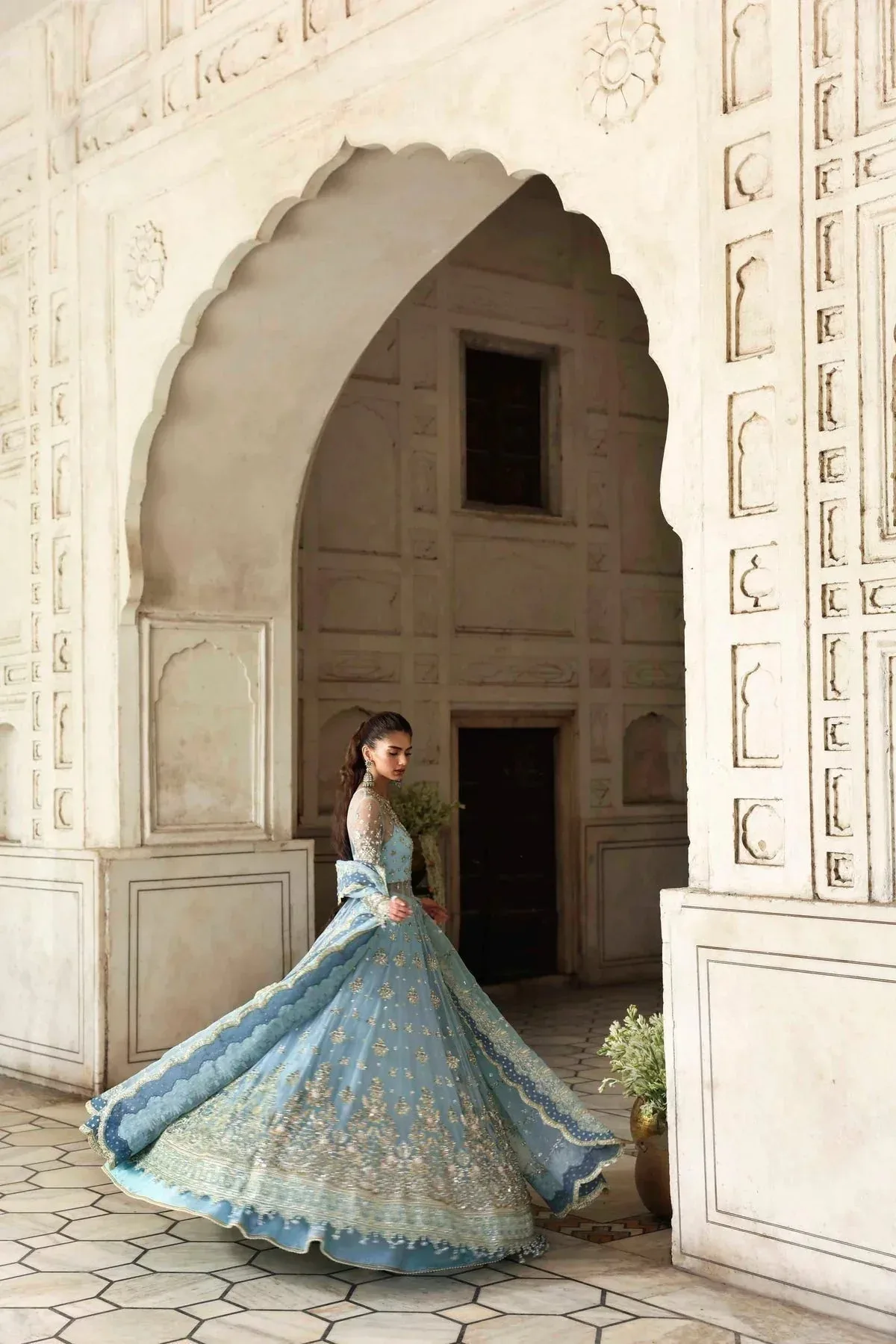 Akbar Aslam Rang Mahal Formals Raw Silk – view 6 – Poshaq
