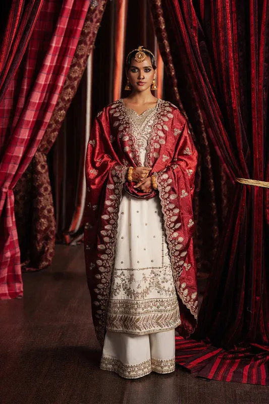 Afrozeh Divani Silk 25 Silk – view 1 – Poshaq