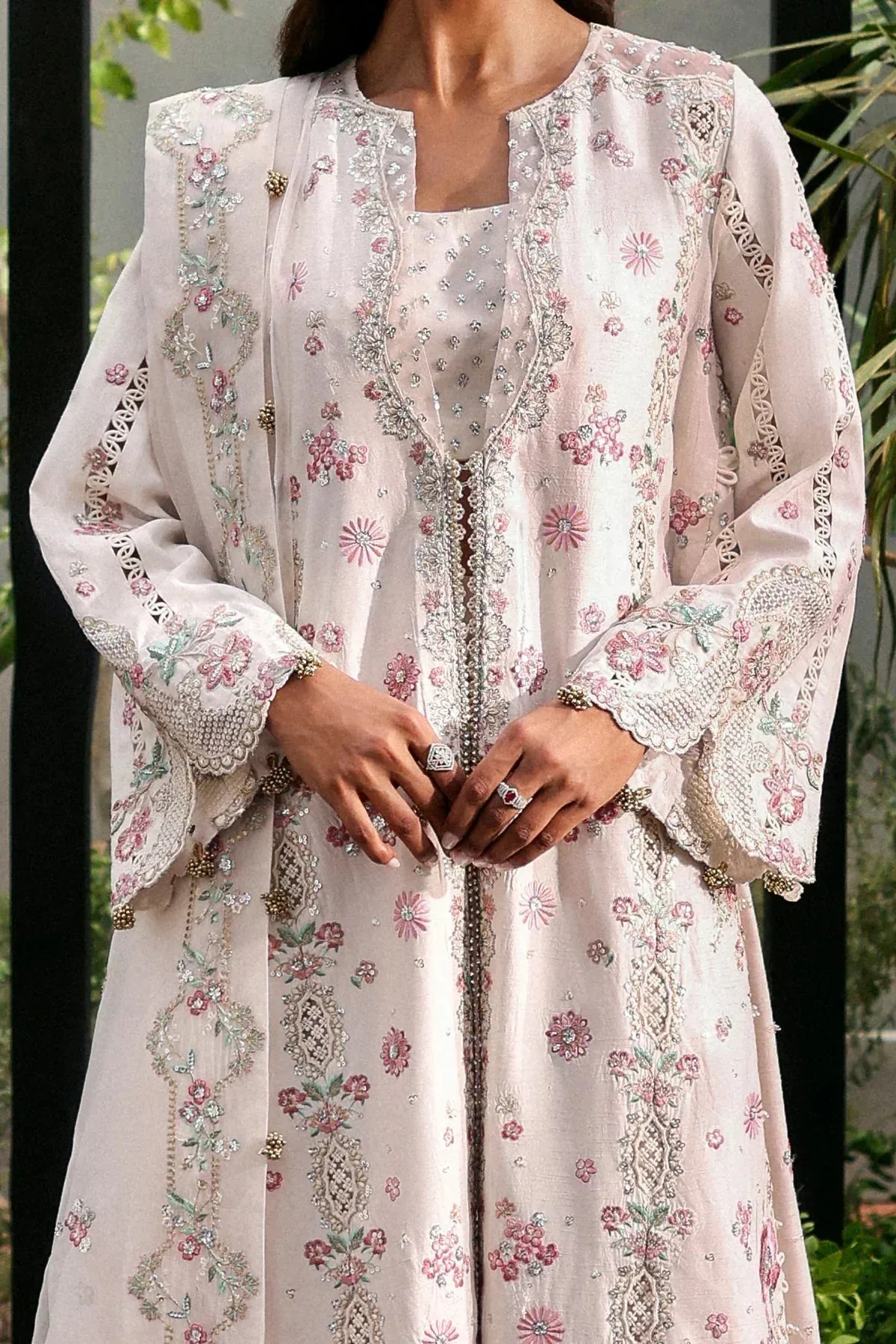 Afrozeh La Fuchsia 25 White Raw Silk – view 4 – Poshaq
