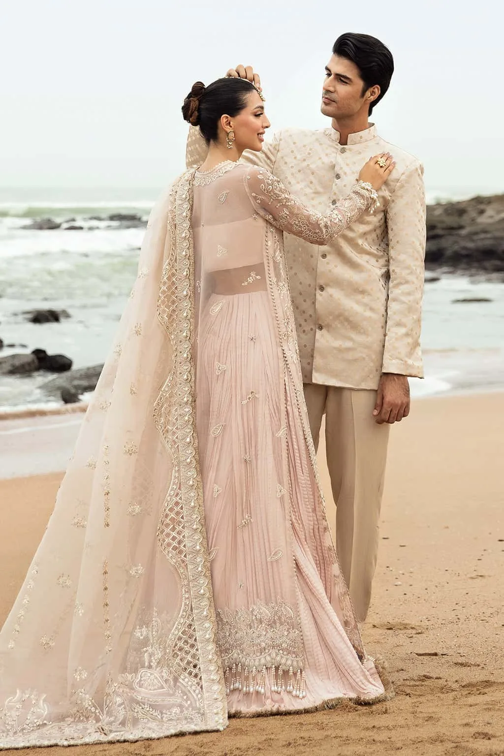 Afrozeh Dastangoi Wedding Formal'24 Tea Pink Raw Silk – view 3 – Poshaq