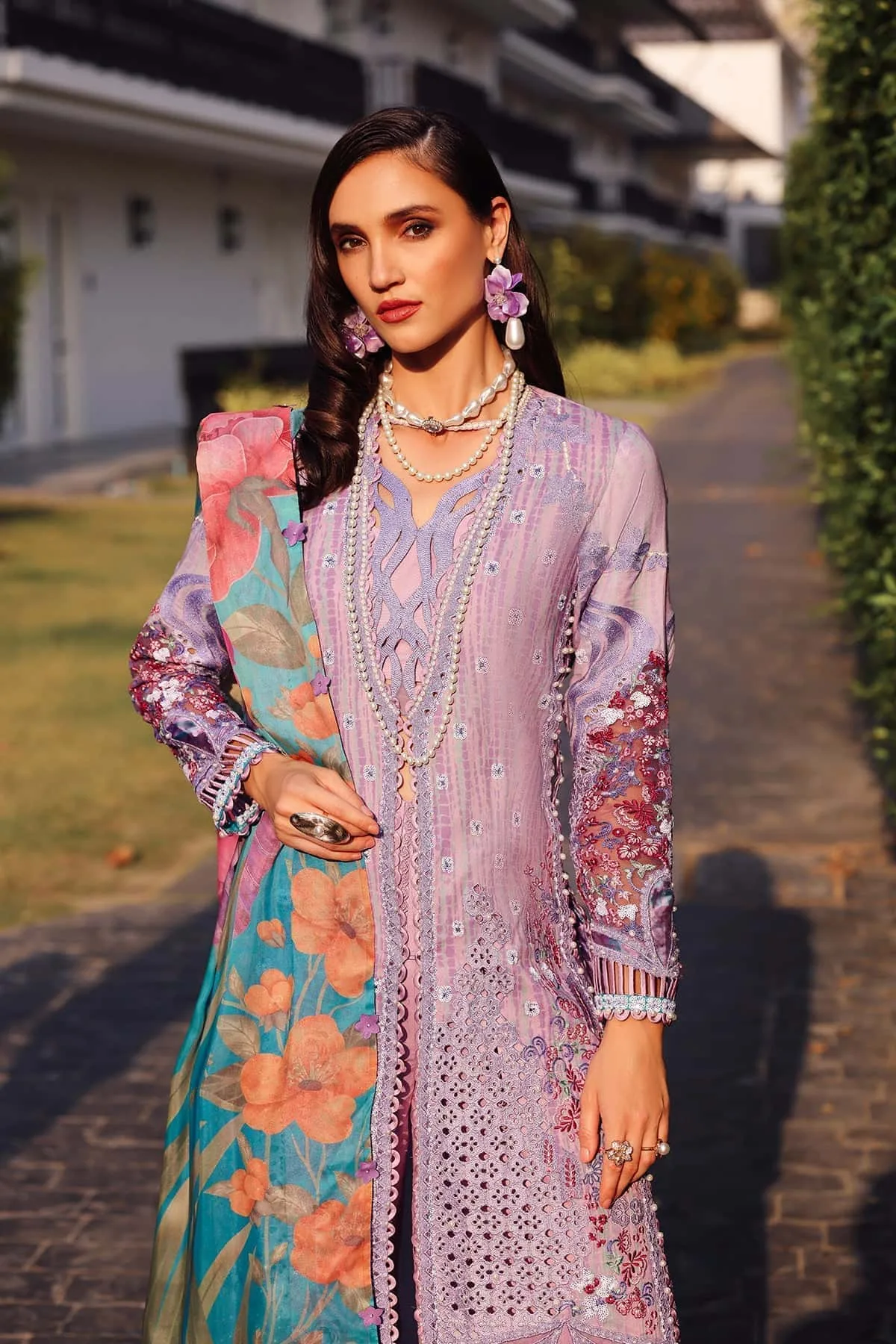 Afrozeh Lawn 25 Lilac Lawn – view 3 – Poshaq