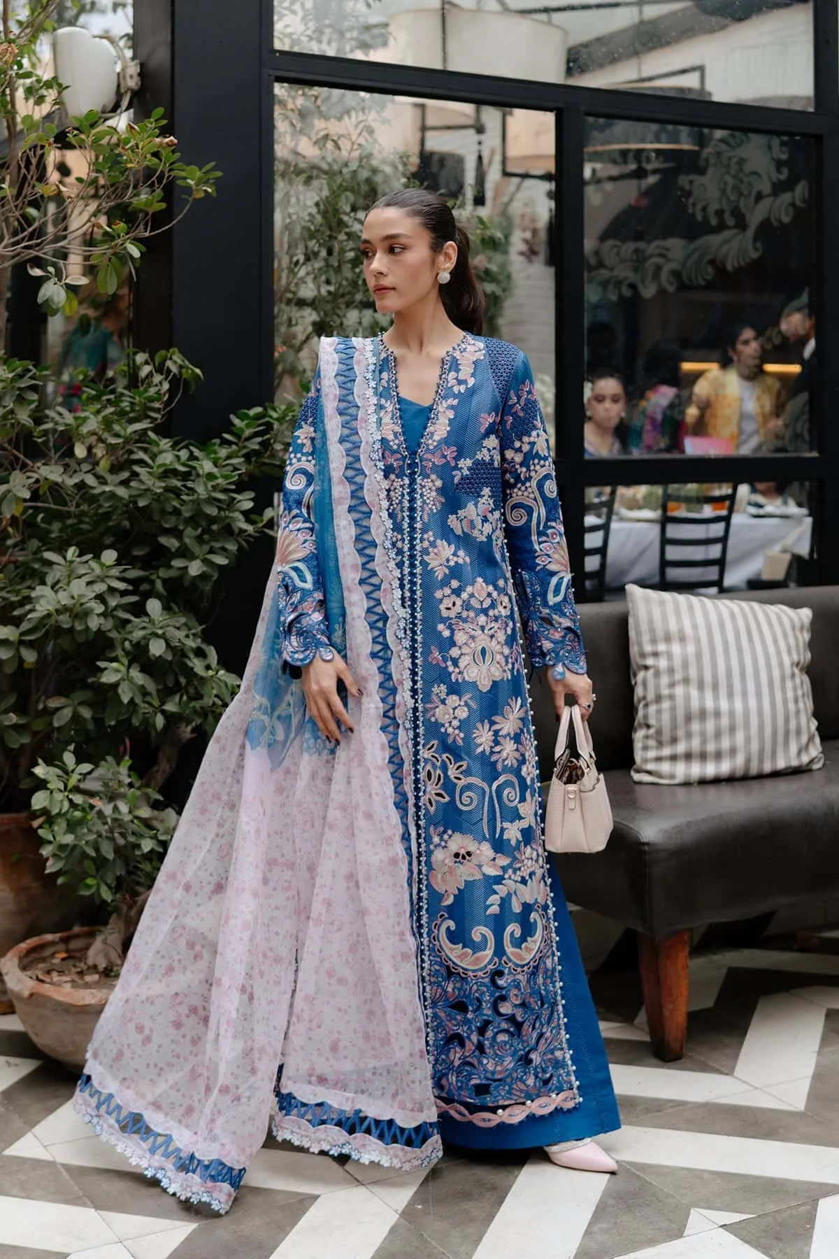 Afrozeh Lawn 25 Blue Organza – view 9 – Poshaq
