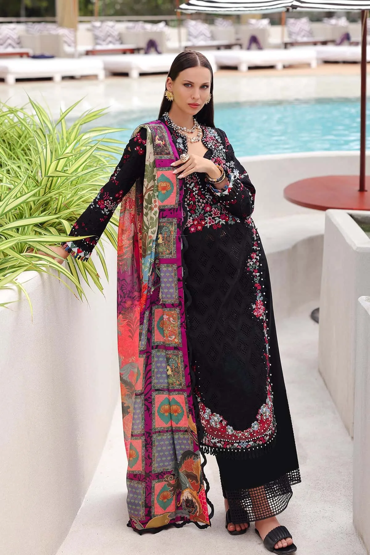 Afrozeh Lawn 25 Black Lawn – view 2 – Poshaq