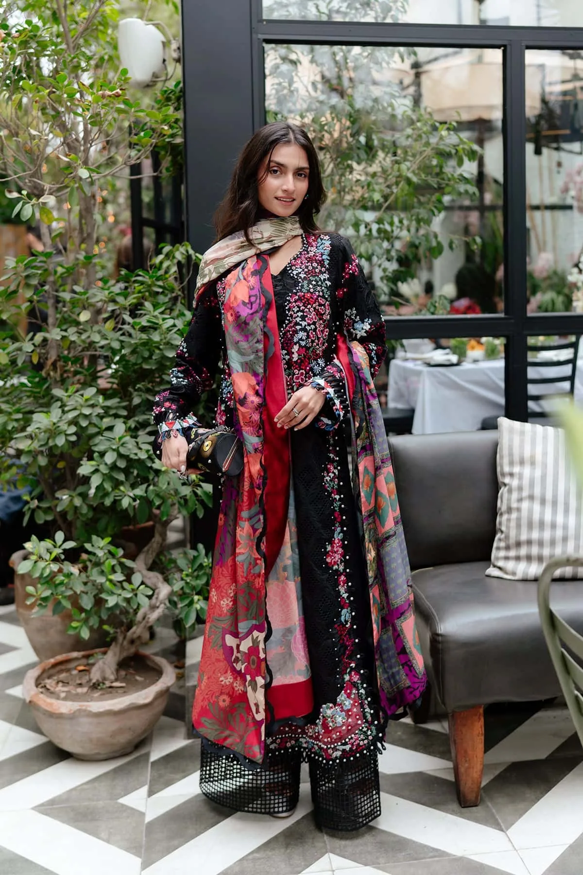 Afrozeh Lawn 25 Black Lawn – view 6 – Poshaq
