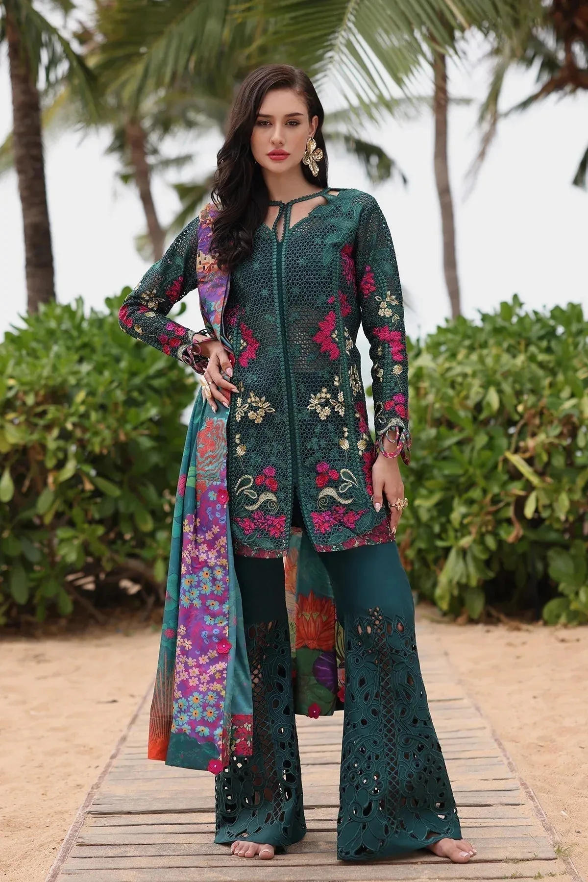 Afrozeh Lawn 25 Green Organza – view 1 – Poshaq