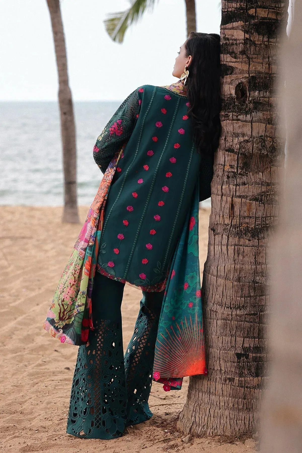 Afrozeh Lawn 25 Green Organza – view 2 – Poshaq