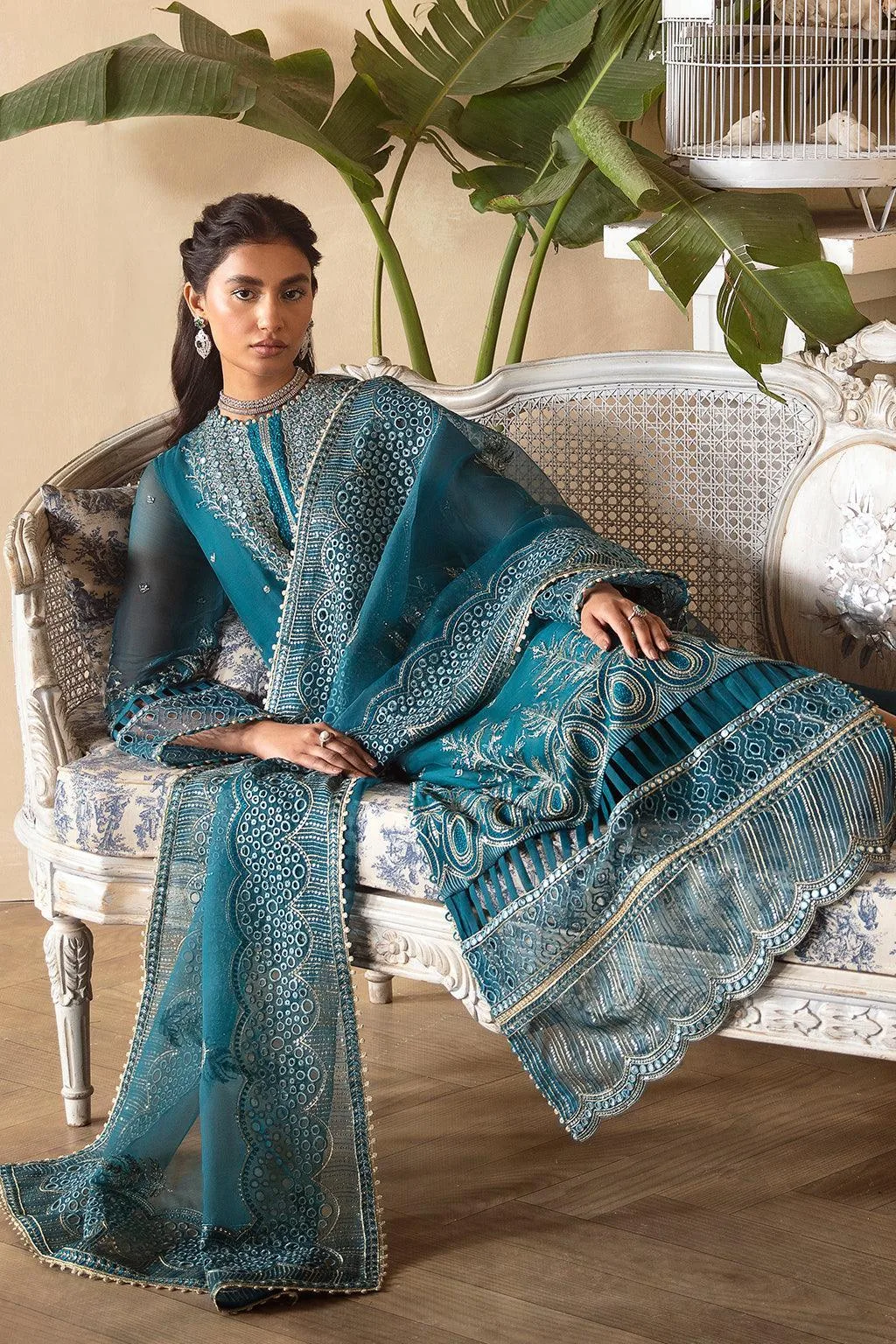 Afrozeh Fuchsia Raw Silk – view 6 – Poshaq