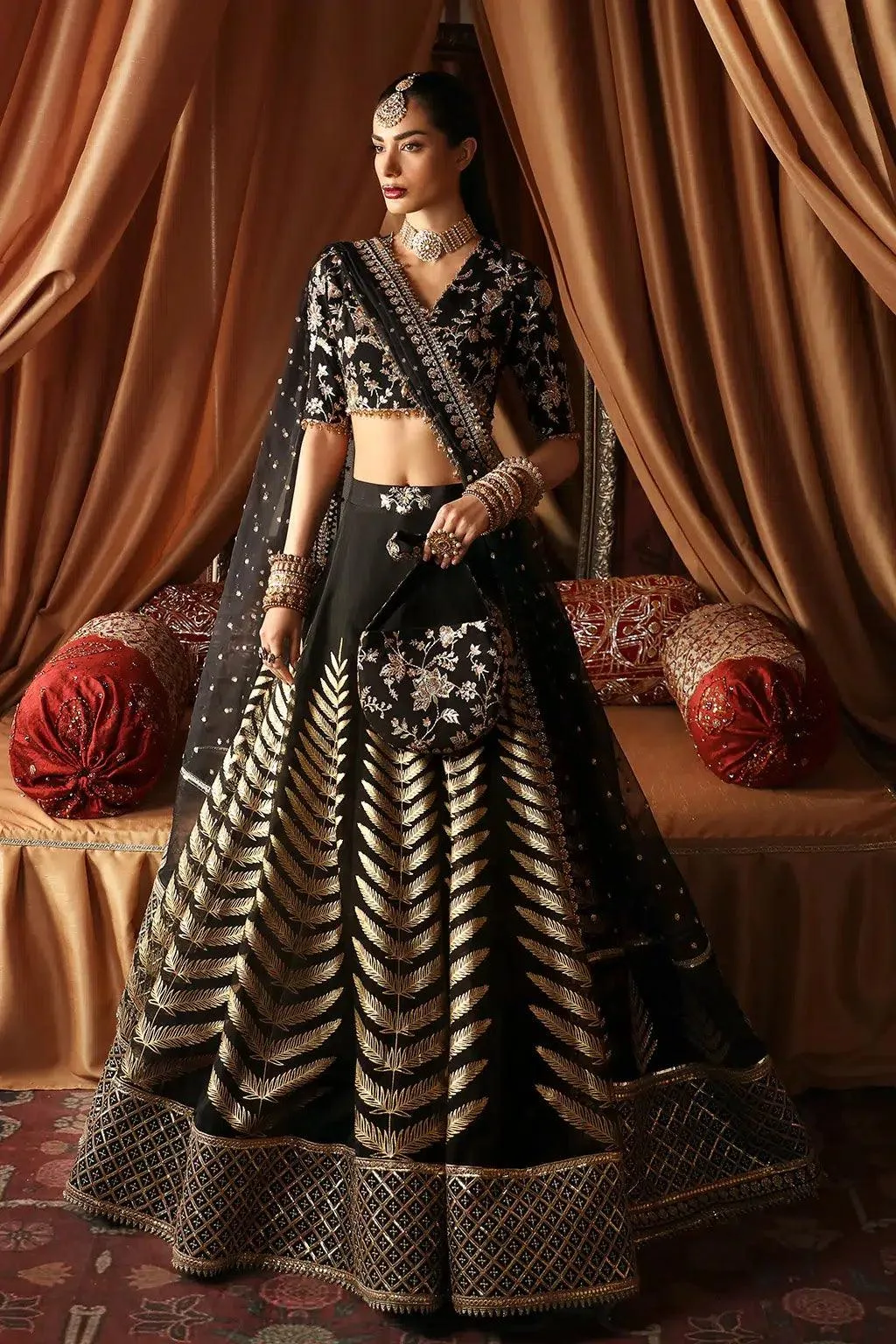 Afrozeh Divani Silk Edit 23 Black Raw Silk – view 2 – Poshaq