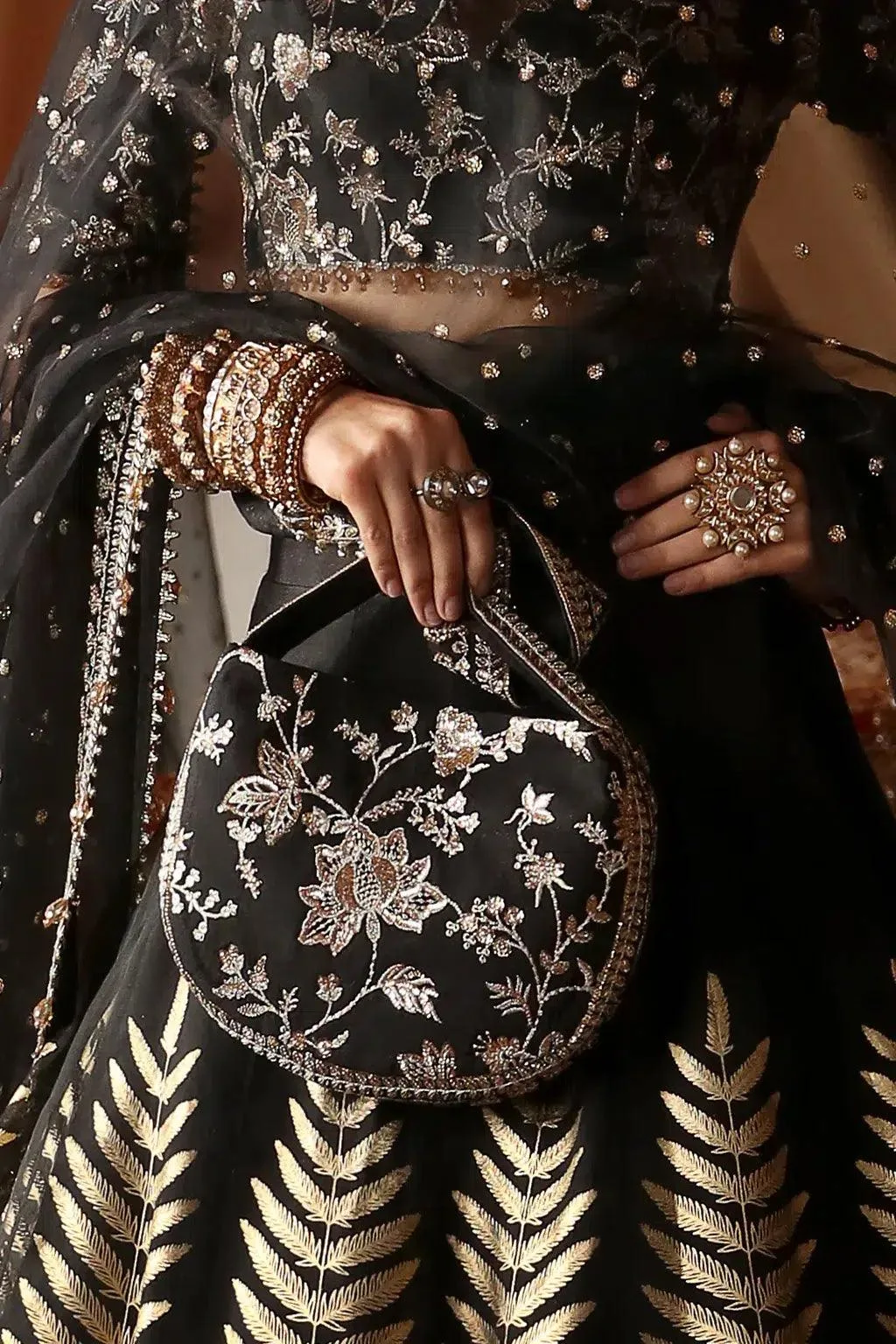 Afrozeh Divani Silk Edit 23 Black Raw Silk – view 3 – Poshaq
