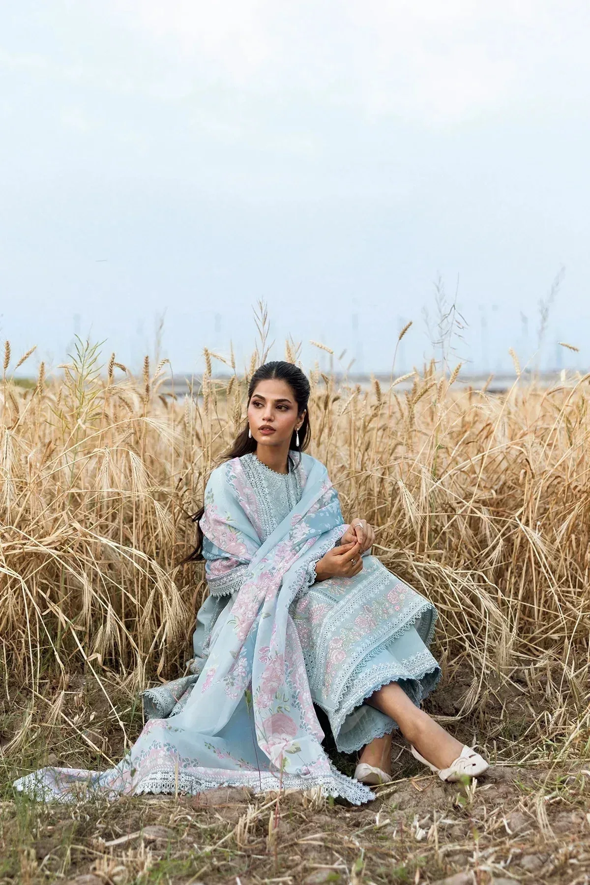 Afrozeh Mulaqaat Lawn Green Cotton – view 3 – Poshaq