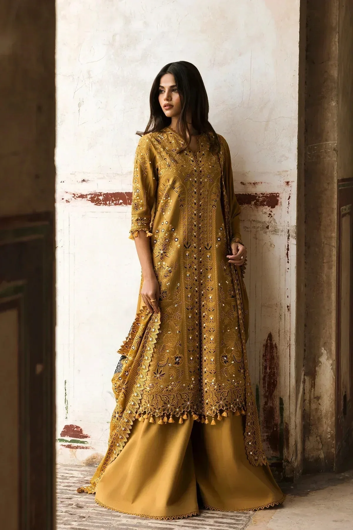 Afrozeh Mulaqaat Lawn Mustard Chiffon – view 4 – Poshaq
