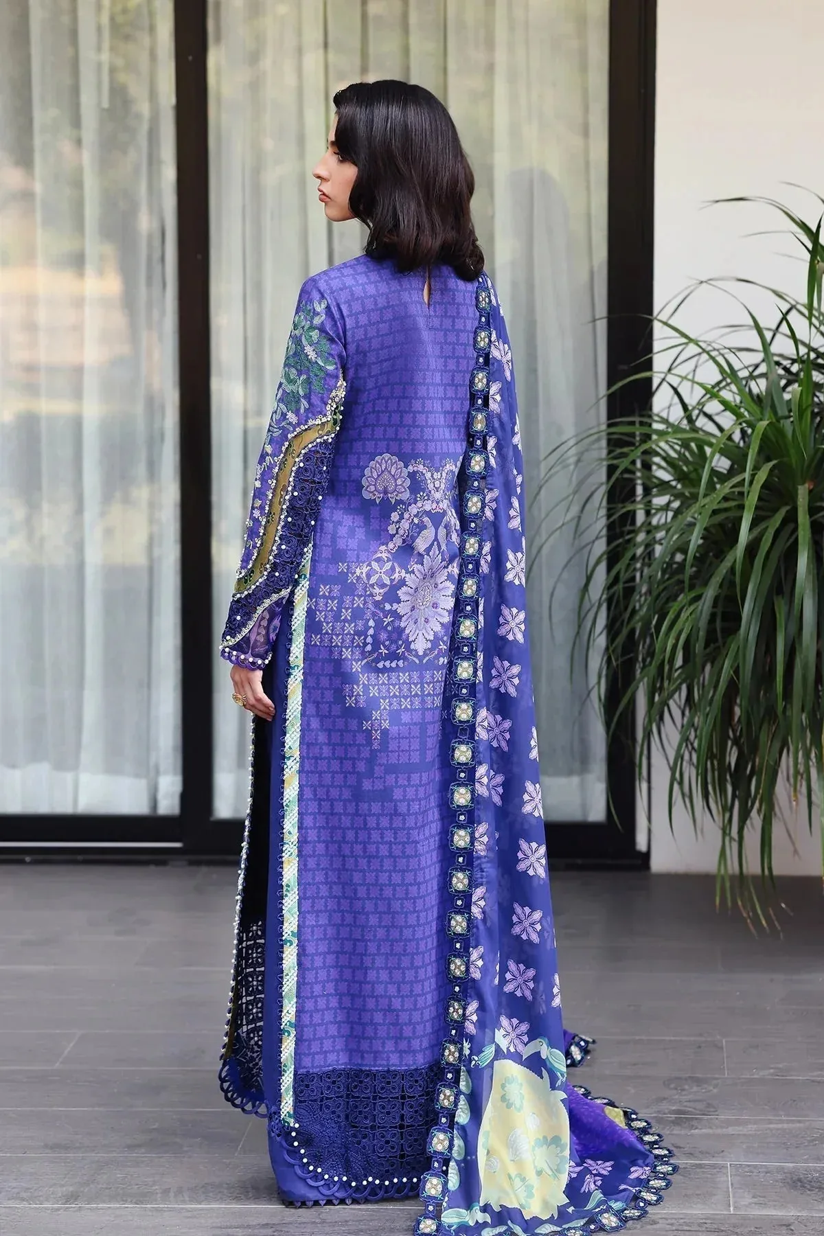Afrozeh Luxury Embroidered & Printed Lawn Silver Lawn – view 2 – Poshaq