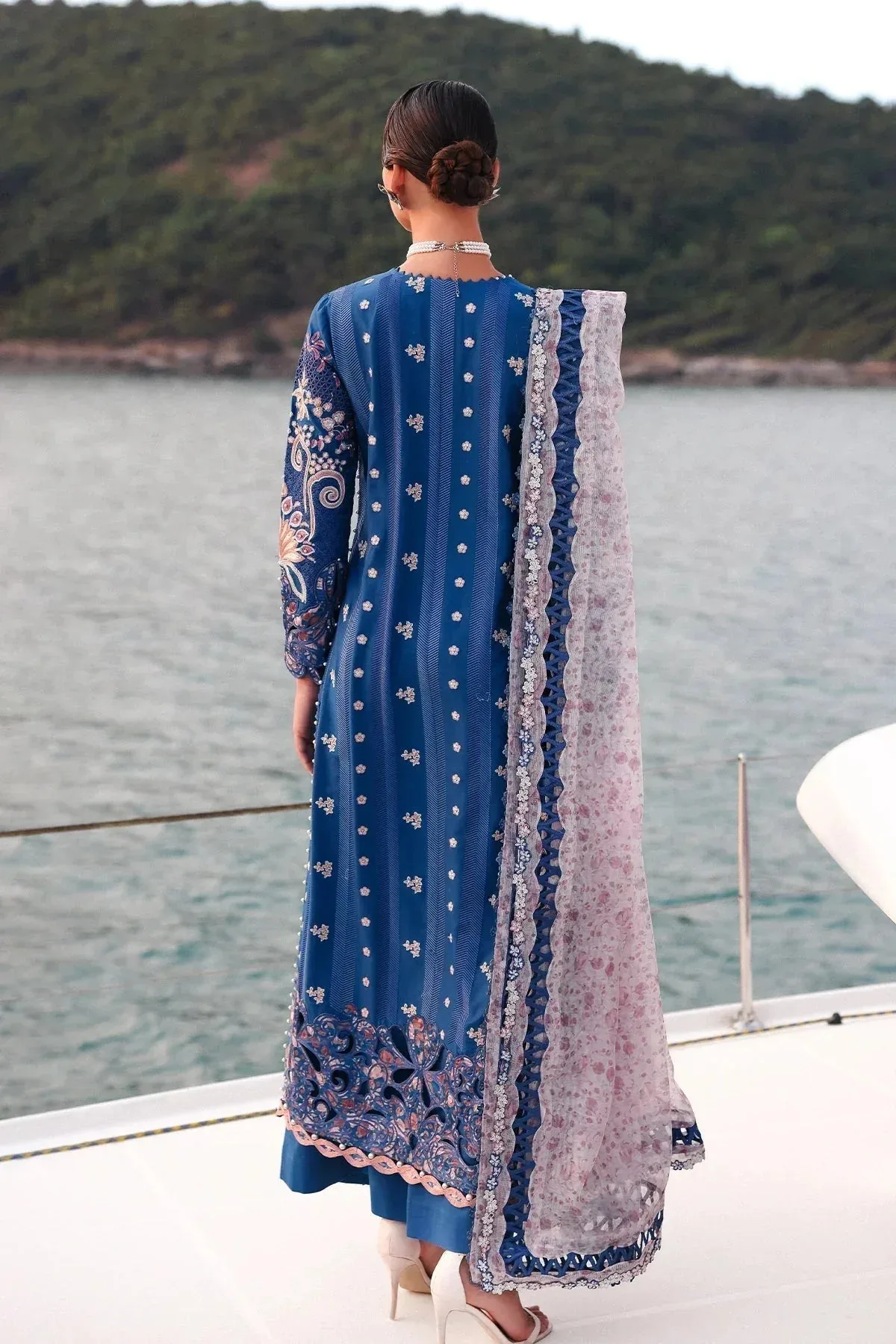 Afrozeh Luxury Embroidered & Printed Lawn Blue Organza – view 2 – Poshaq