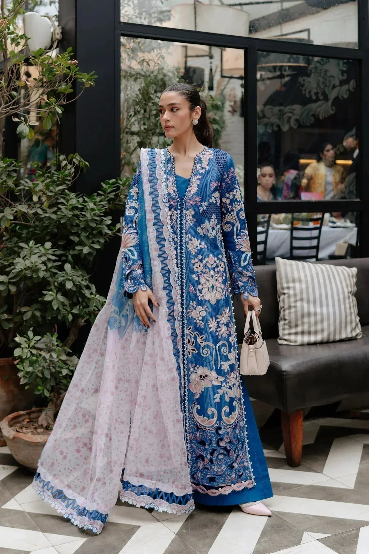 Afrozeh Luxury Embroidered & Printed Lawn Blue Organza – view 4 – Poshaq