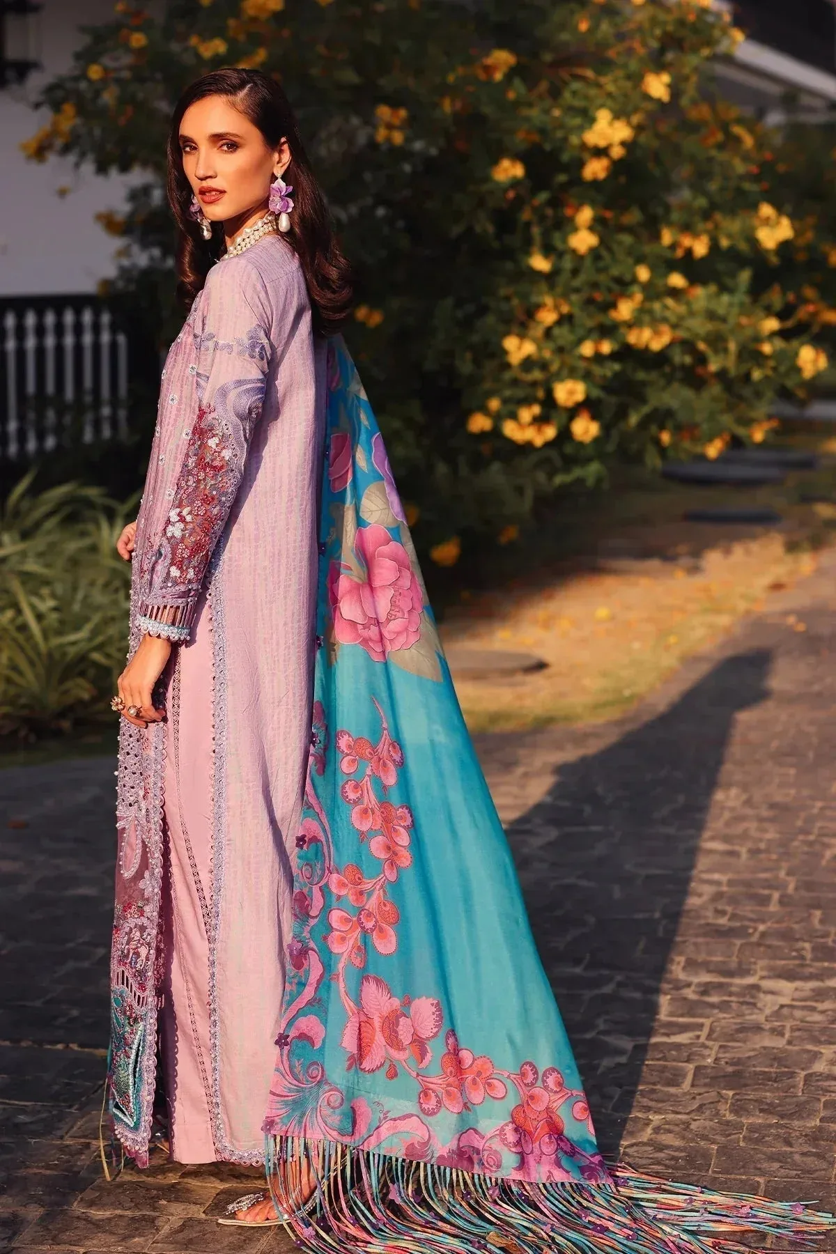 Afrozeh Luxury Embroidered & Printed Lawn Lilac Lawn – view 3 – Poshaq