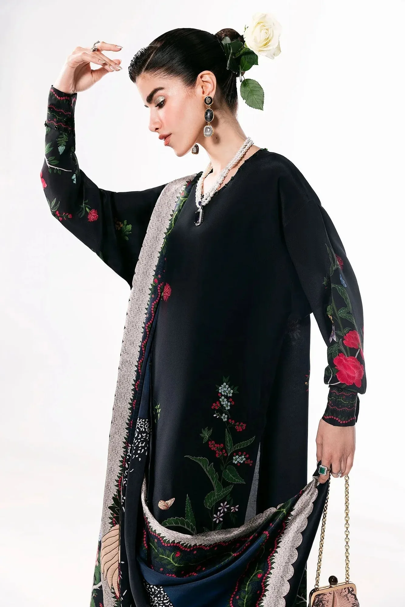 Elan Auree Pret Black Silk – view 4 – Poshaq