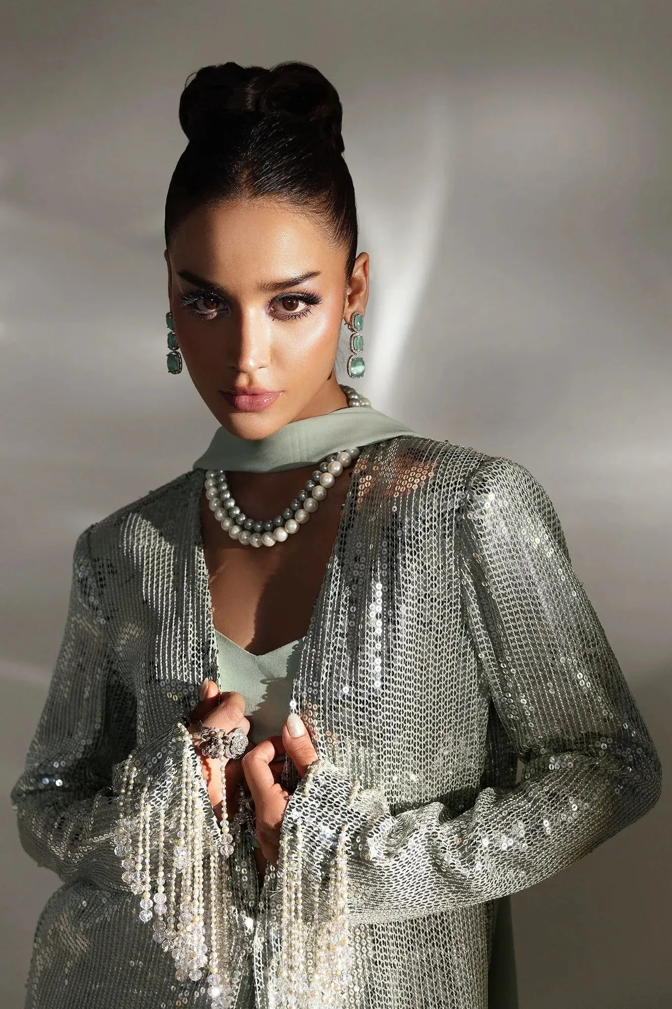 Elan Lueur Dor Silver Chiffon – view 2 – Poshaq