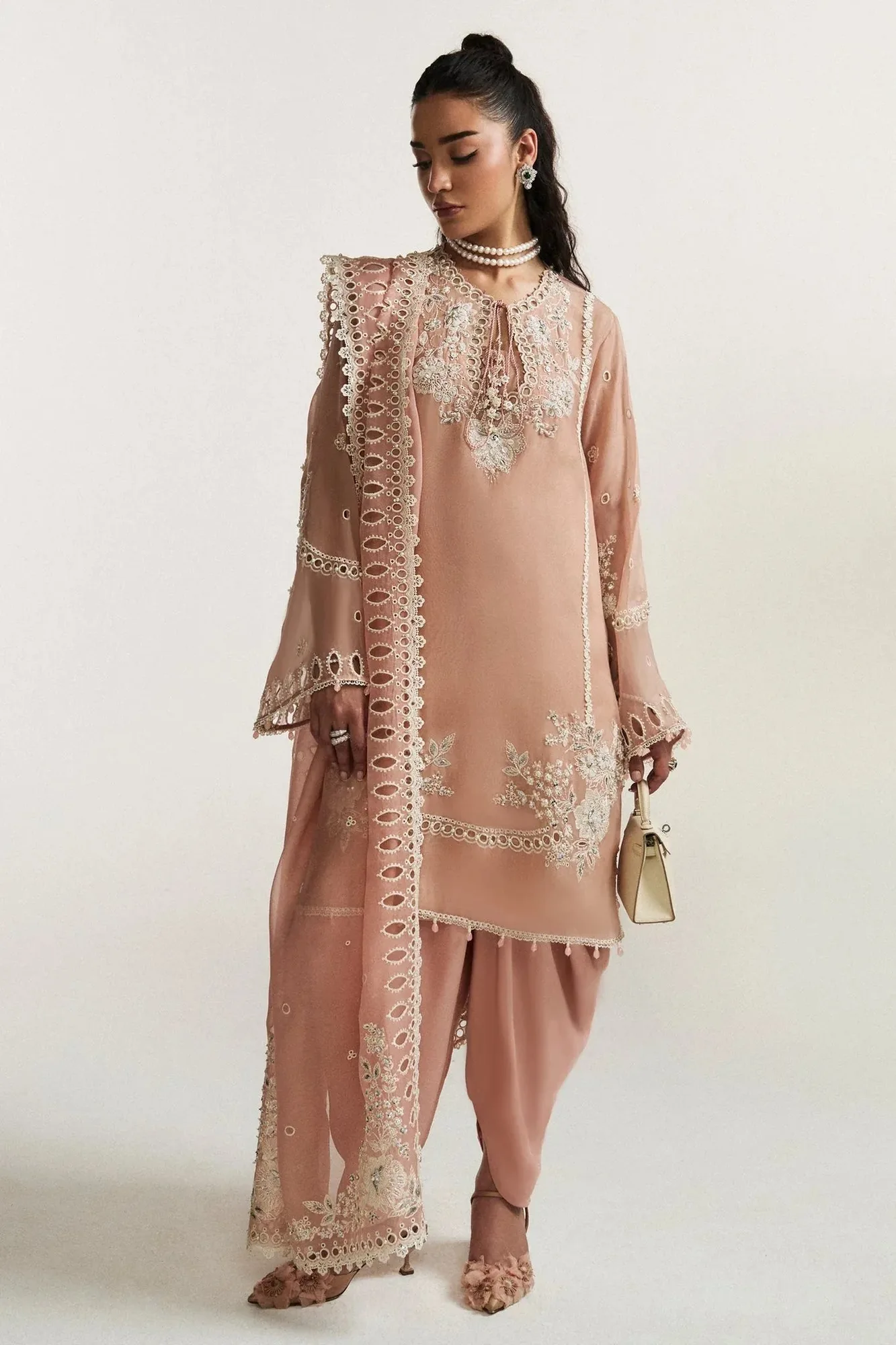 Elan Skin Cotton – view 1 – Poshaq