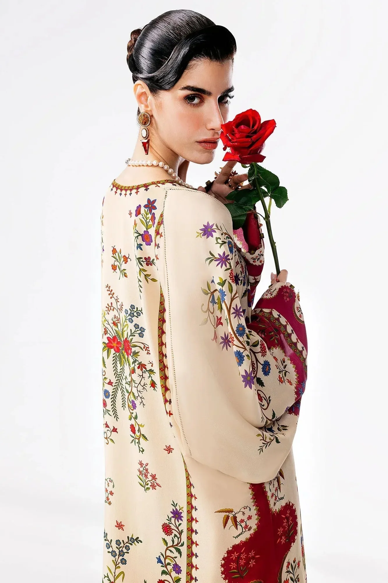 Elan cream beige Silk – view 2 – Poshaq