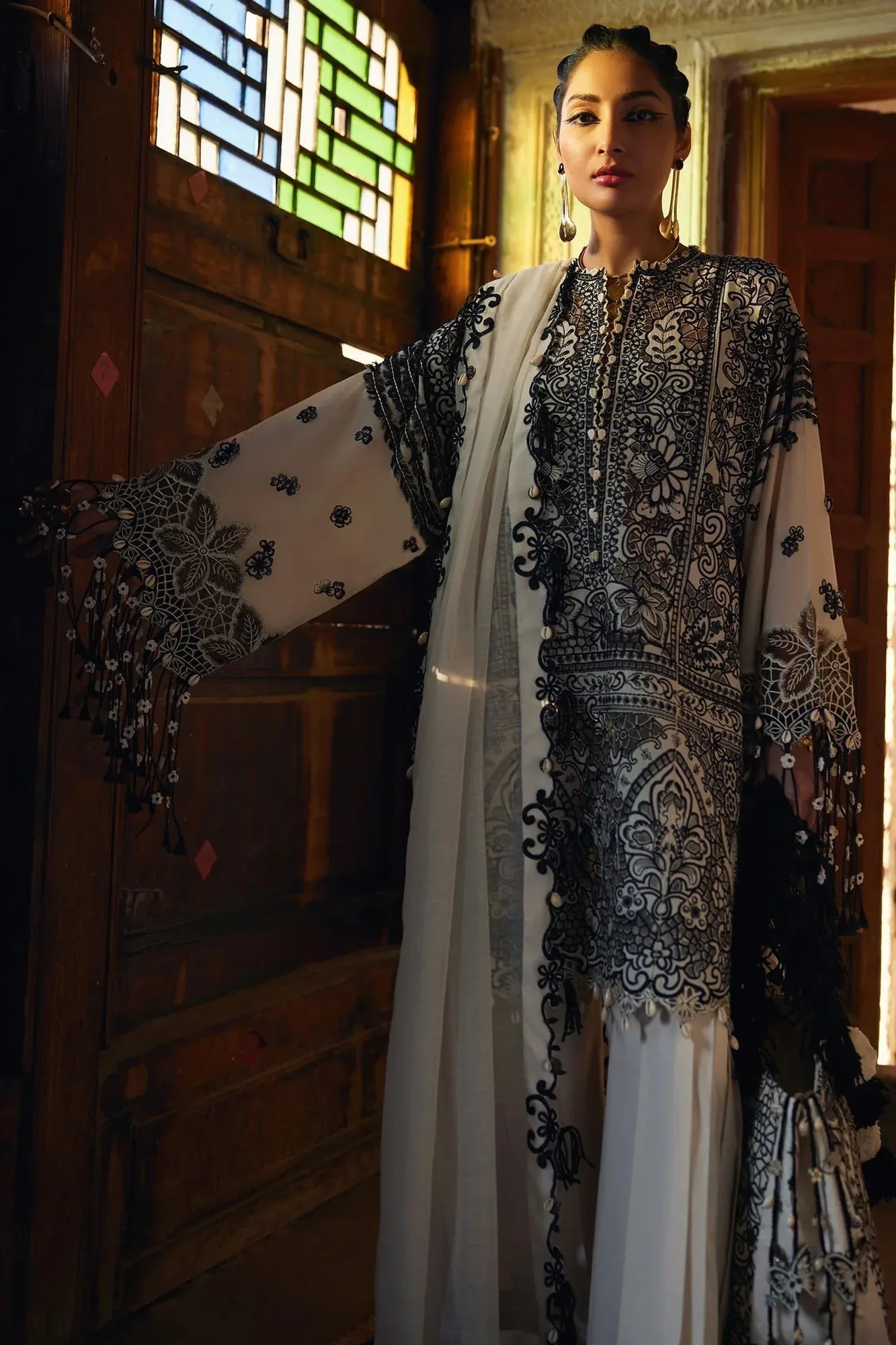 Elan Luxury Lawn 25 Black Cotton – view 2 – Poshaq
