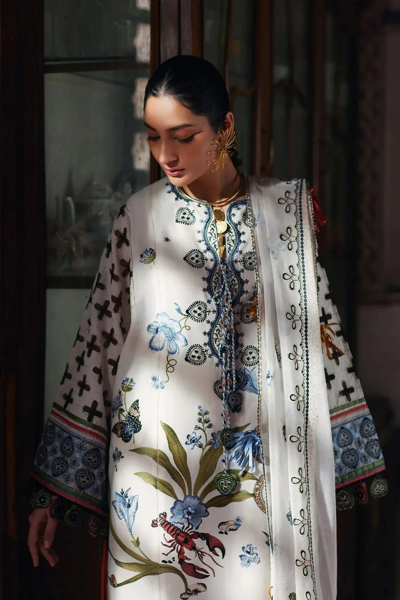 Elan Luxury Lawn 25 White Cotton – view 4 – Poshaq