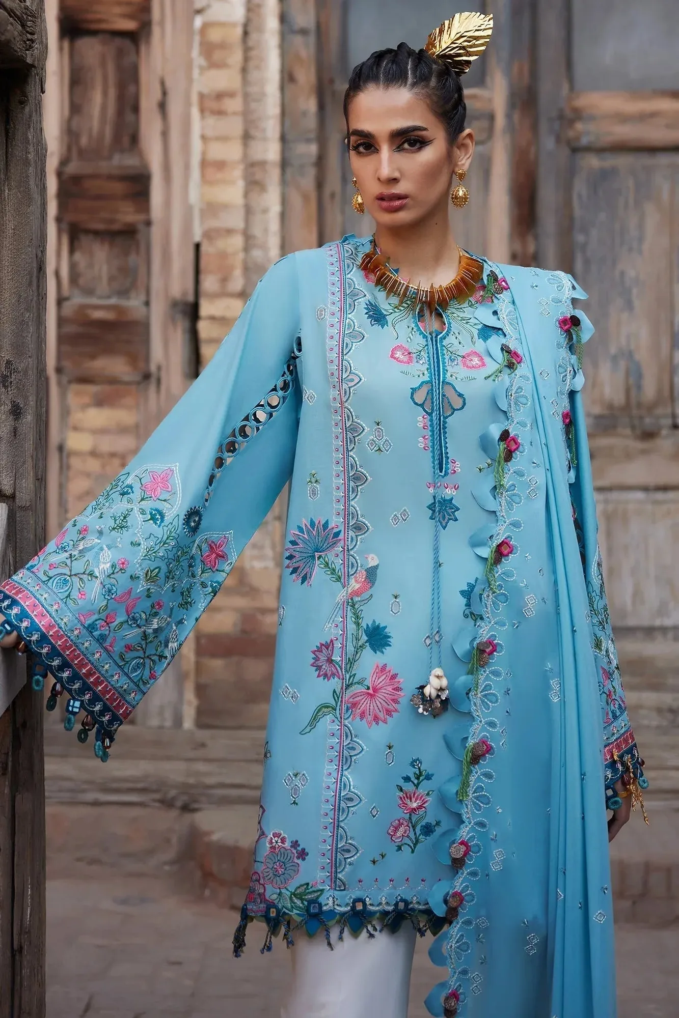 Elan Luxury Lawn 25 Denium Blue Lawn – view 2 – Poshaq